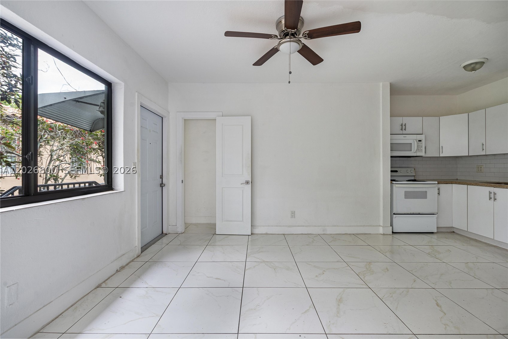 TROPICAL TRADES CO STA A - Residential Income