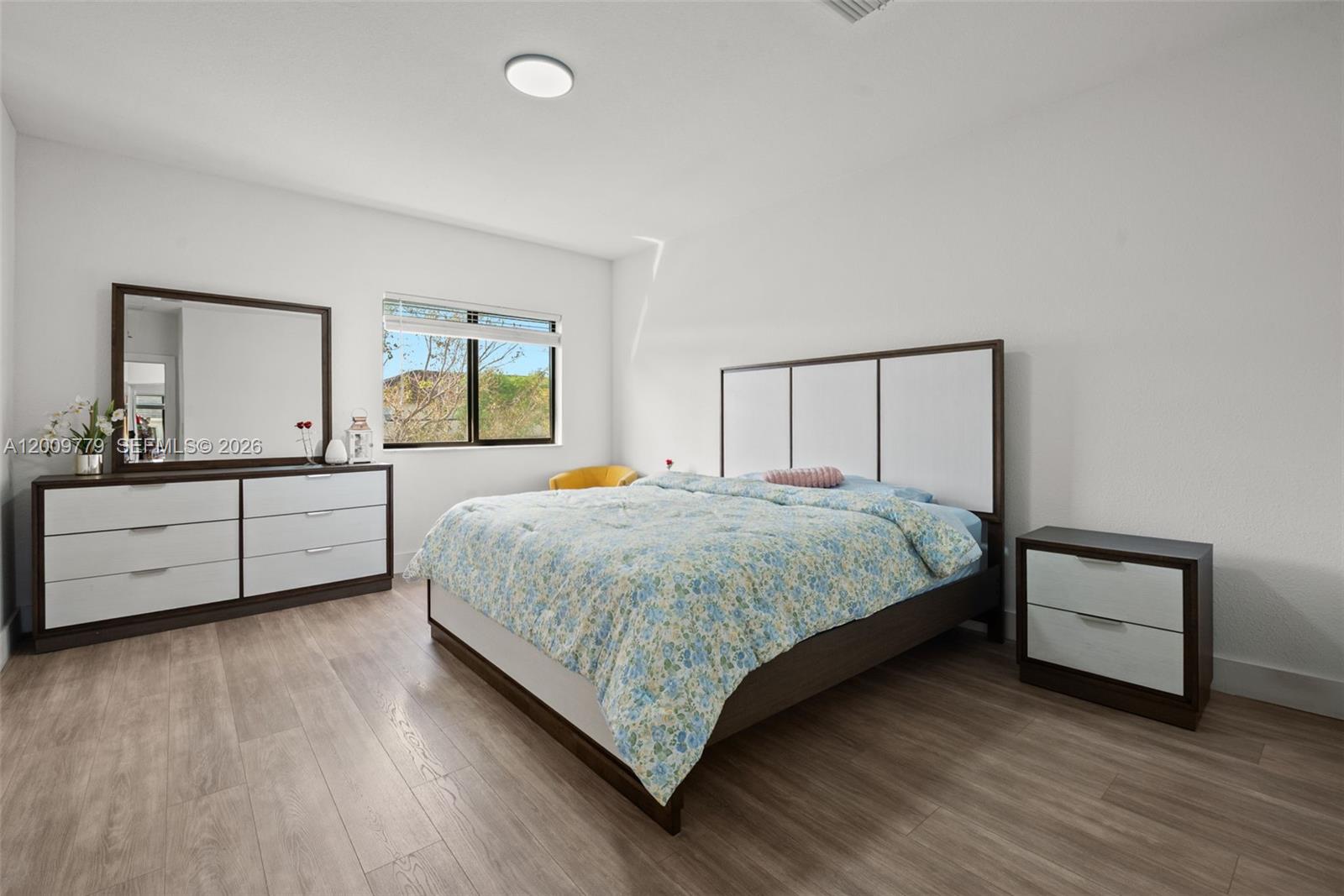 HIDDEN LAKE TOWNHOMES - Residential