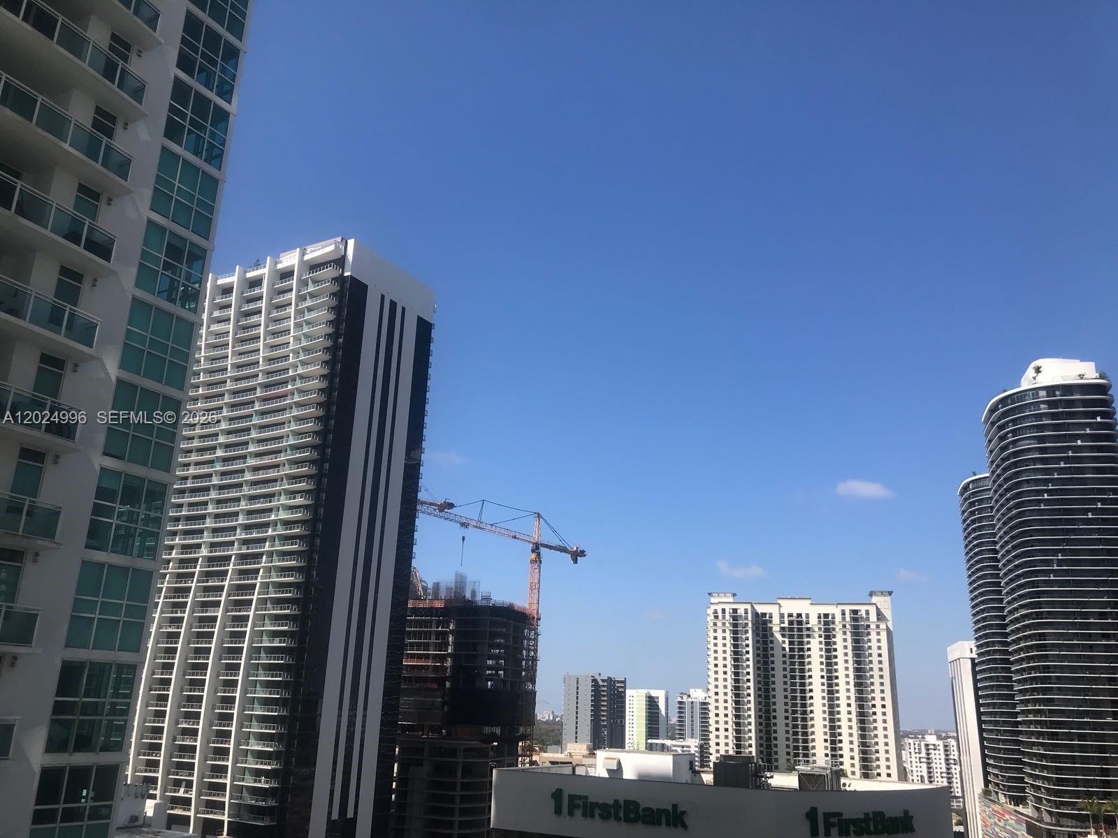 THE PLAZA 851 BRICKELL CO - Residential Lease