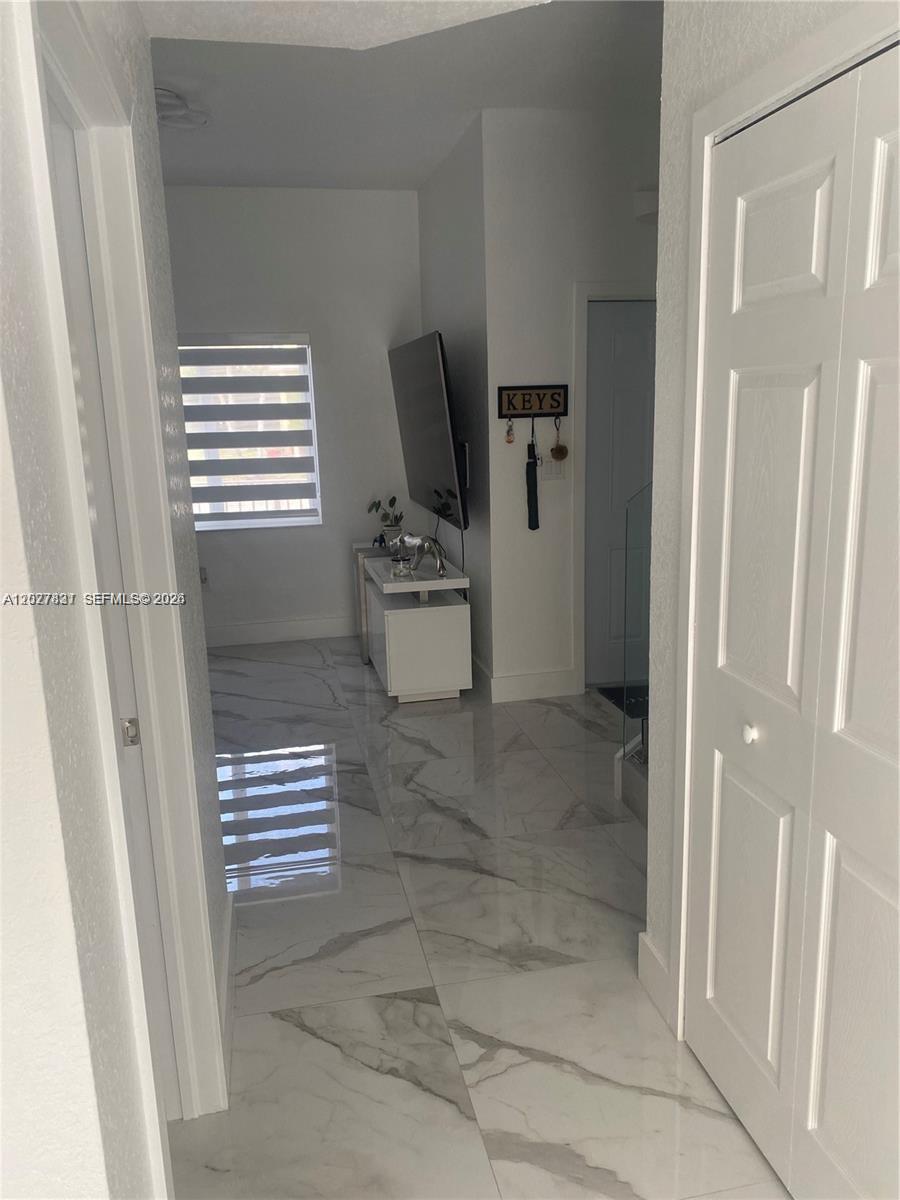 TUSCAN LAKE VILLAS - Residential Lease