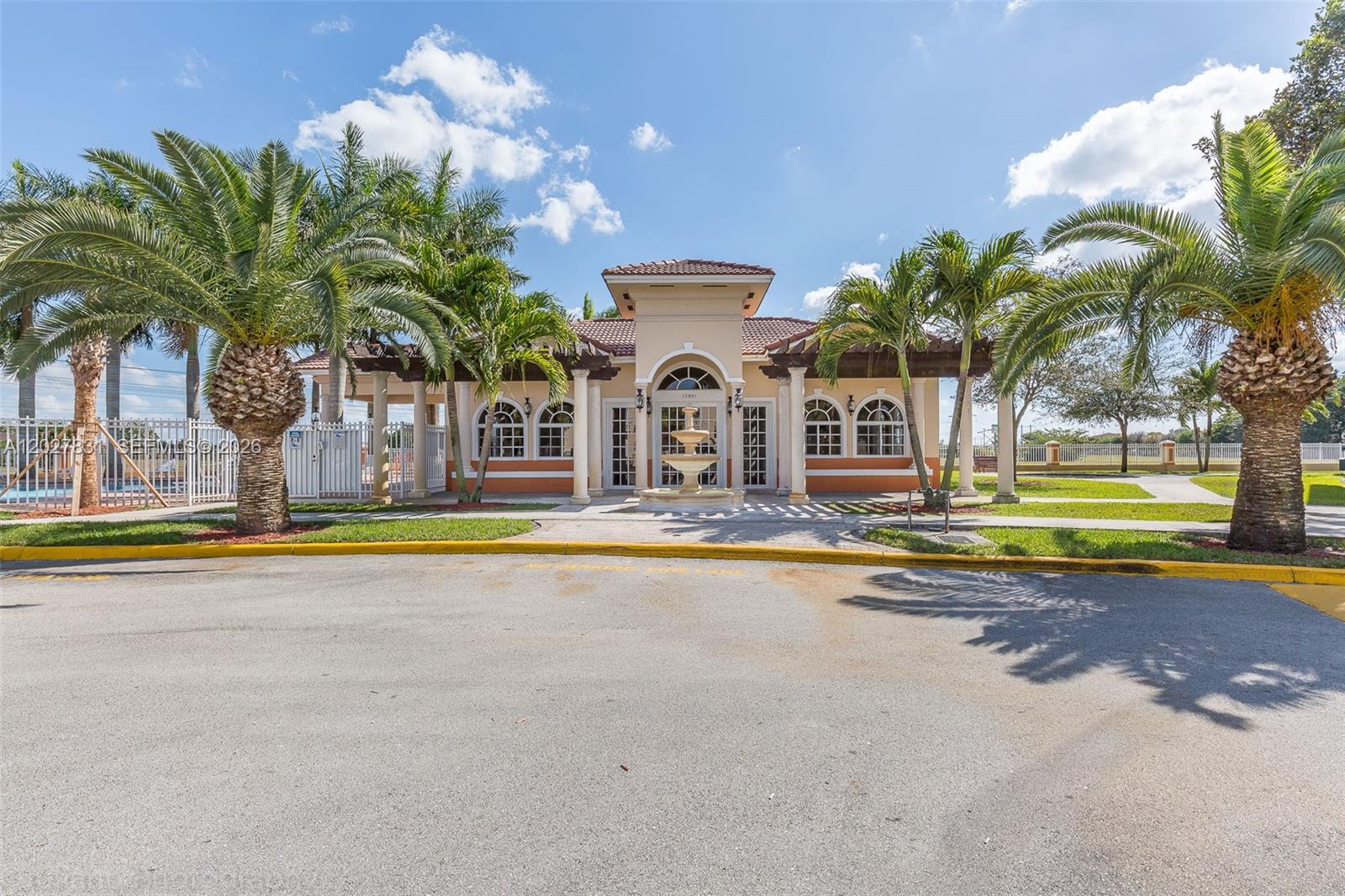 TUSCAN LAKE VILLAS - Residential Lease