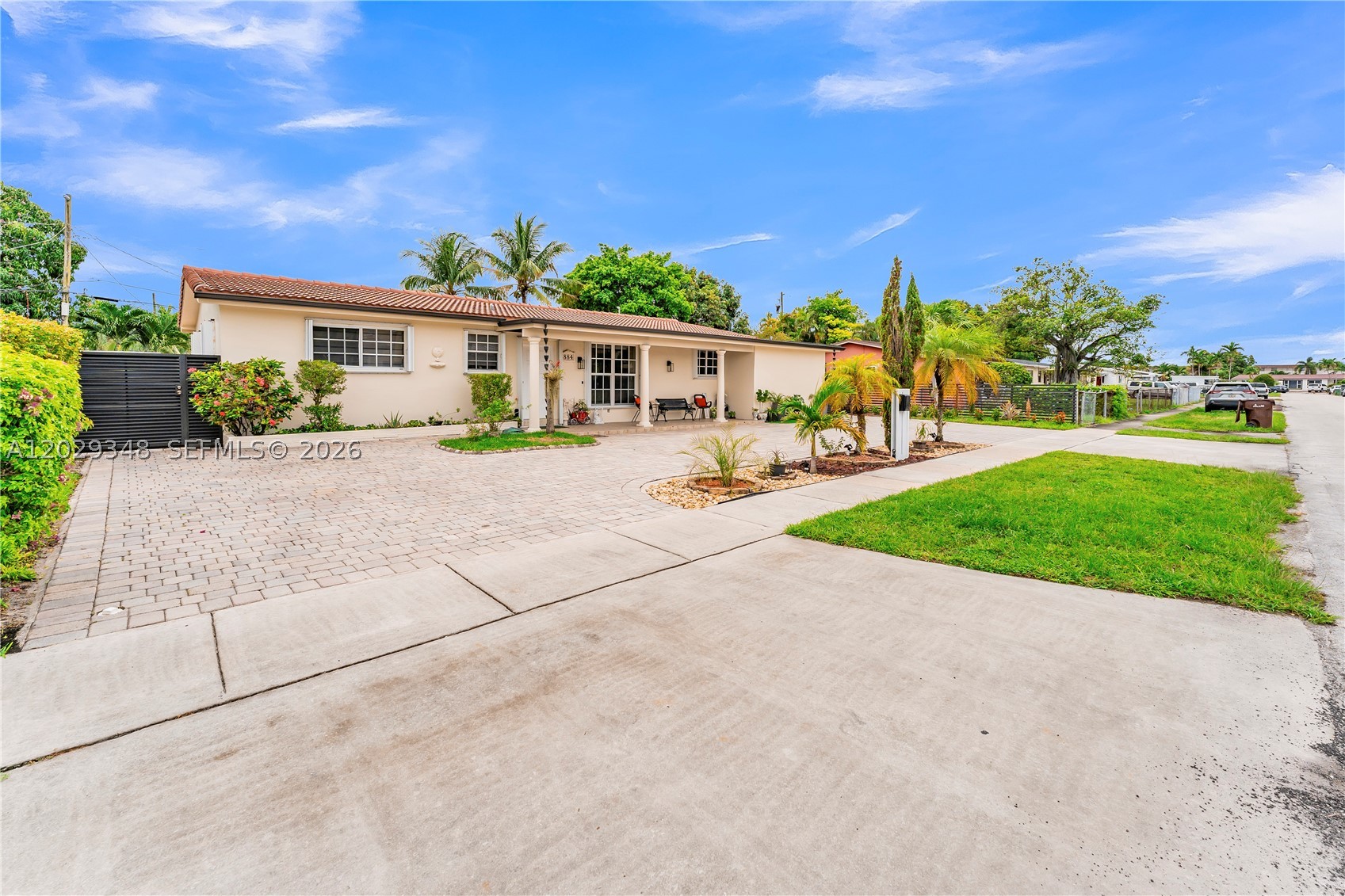MEADOWS PARK - Residential