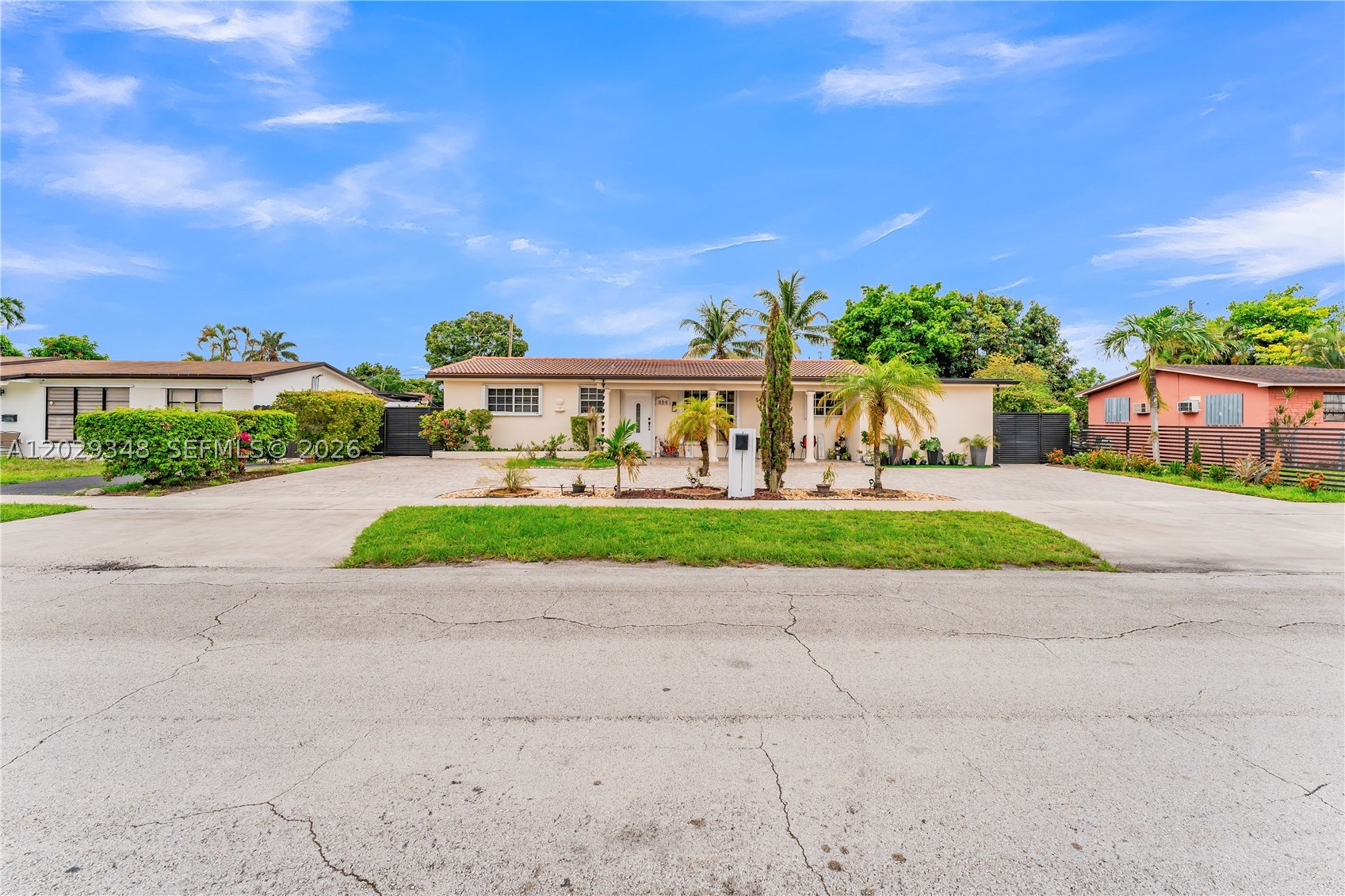 MEADOWS PARK - Residential