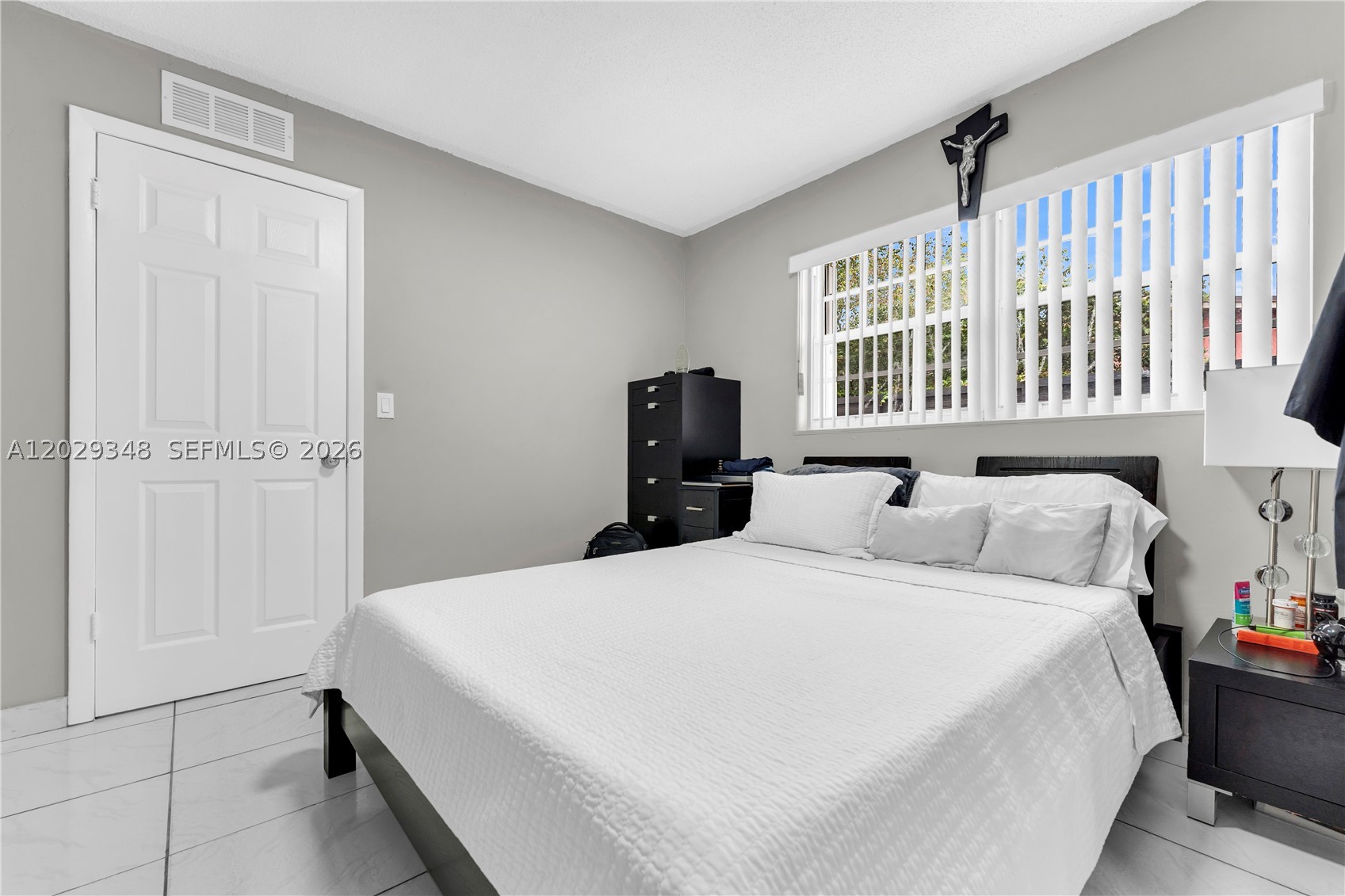 MEADOWS PARK - Residential