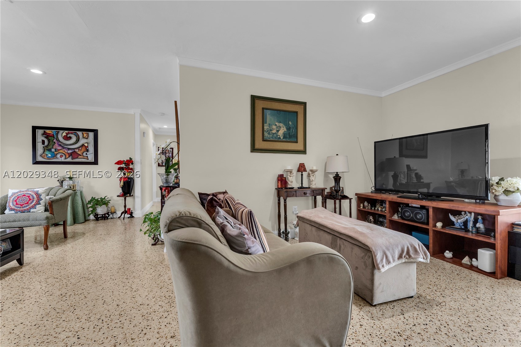 MEADOWS PARK - Residential