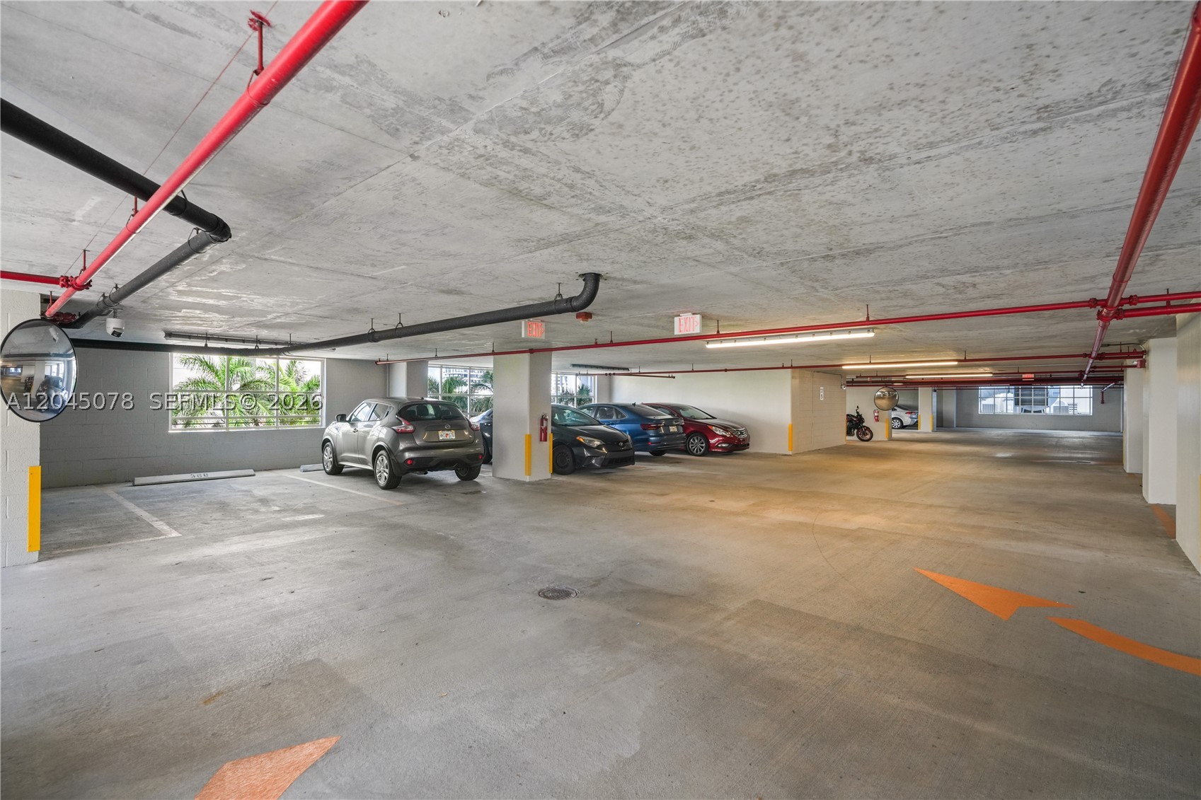 NURIVER LANDING COMM COND - Residential