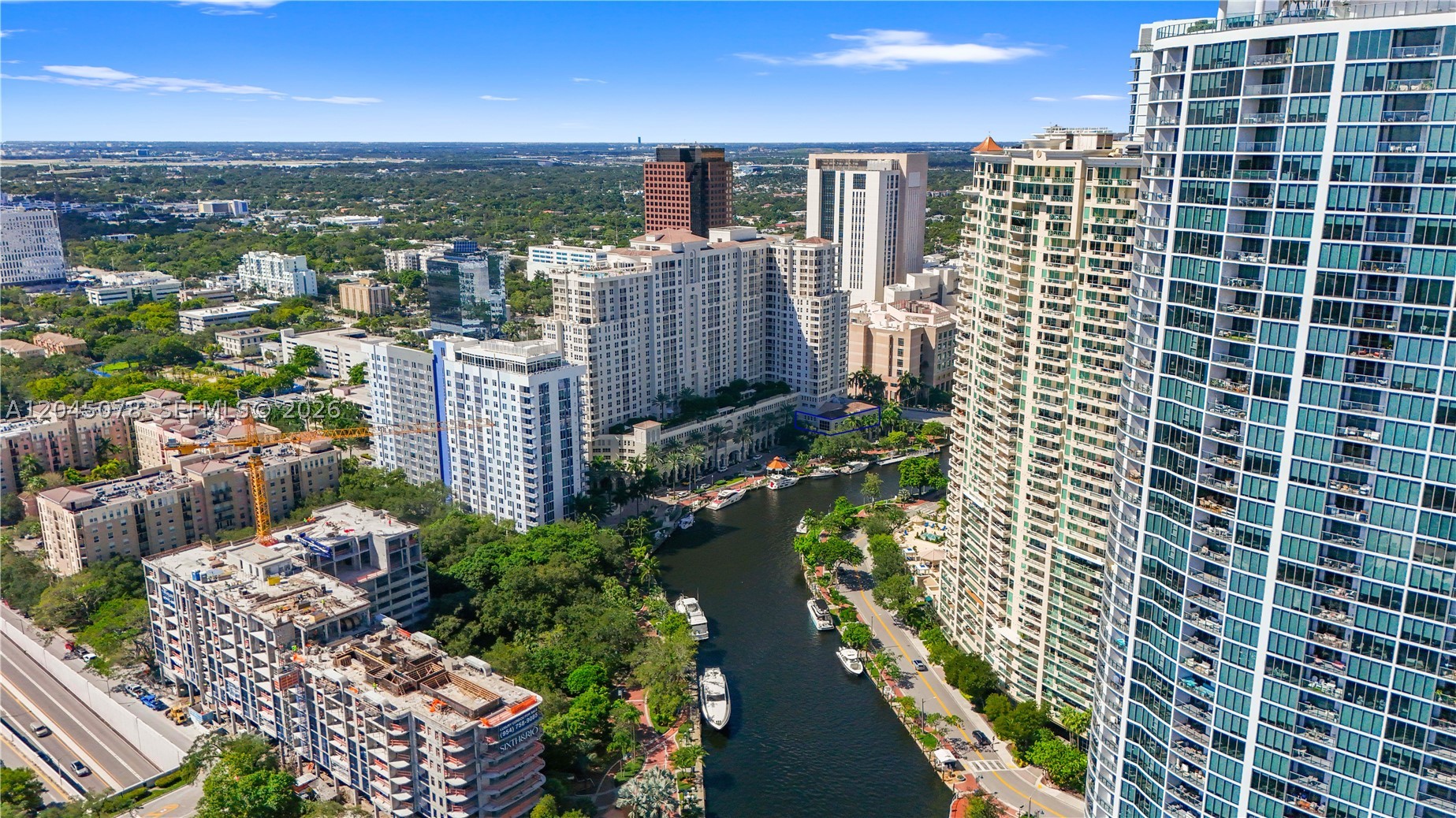 NURIVER LANDING COMM COND - Residential