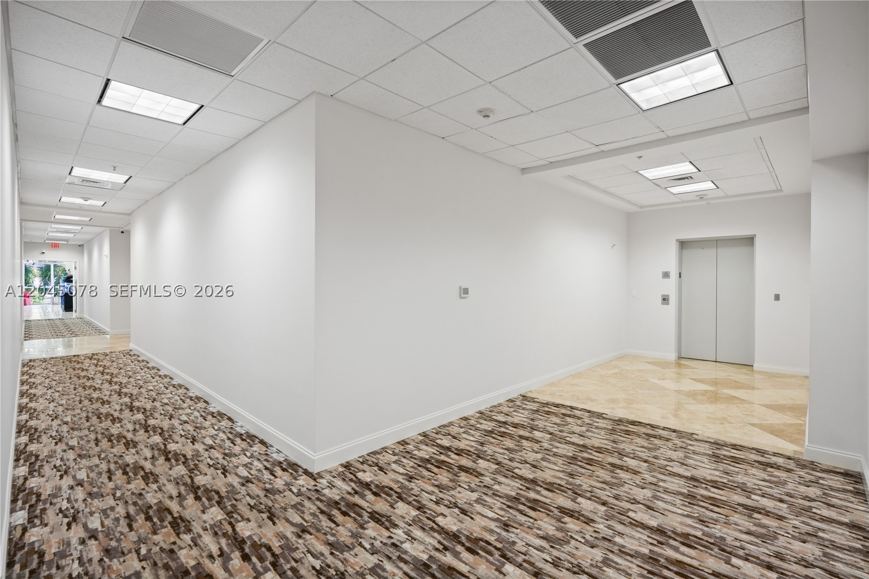 NURIVER LANDING COMM COND - Residential