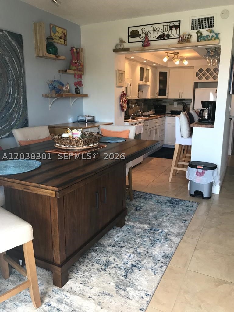 BAKER TOWERS CONDO - Residential Lease