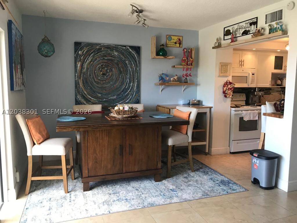 BAKER TOWERS CONDO - Residential Lease