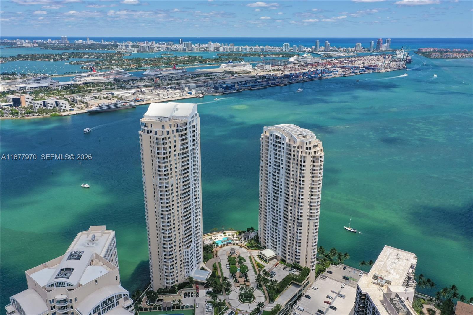 THREE TEQUESTA POINT COND - Residential