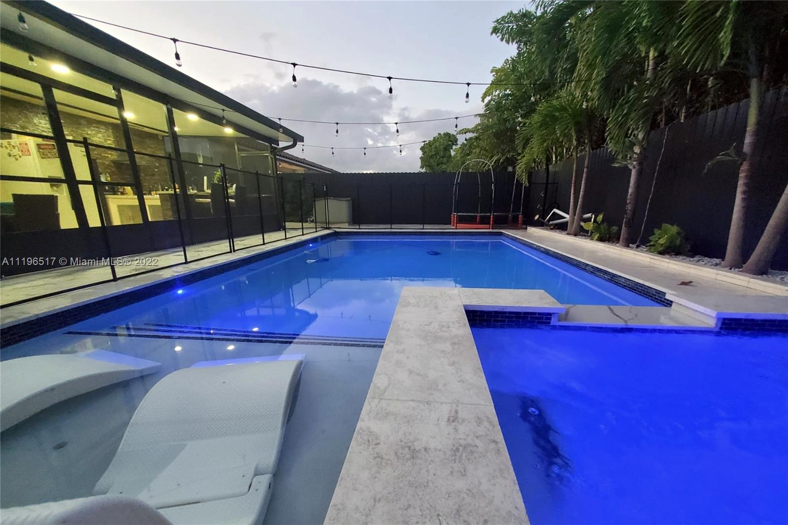 EMERALD POINT SUB - Residential