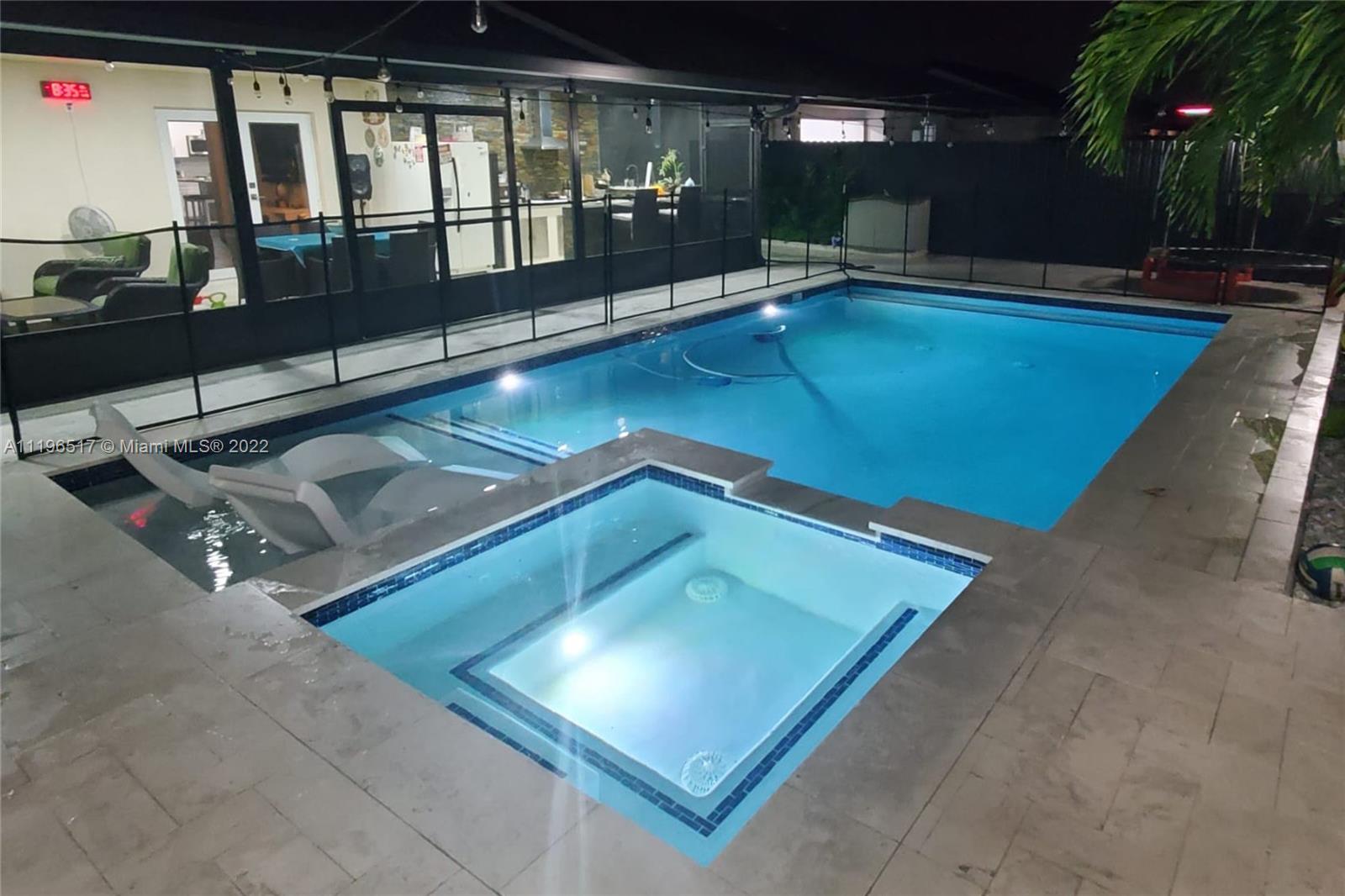 EMERALD POINT SUB - Residential