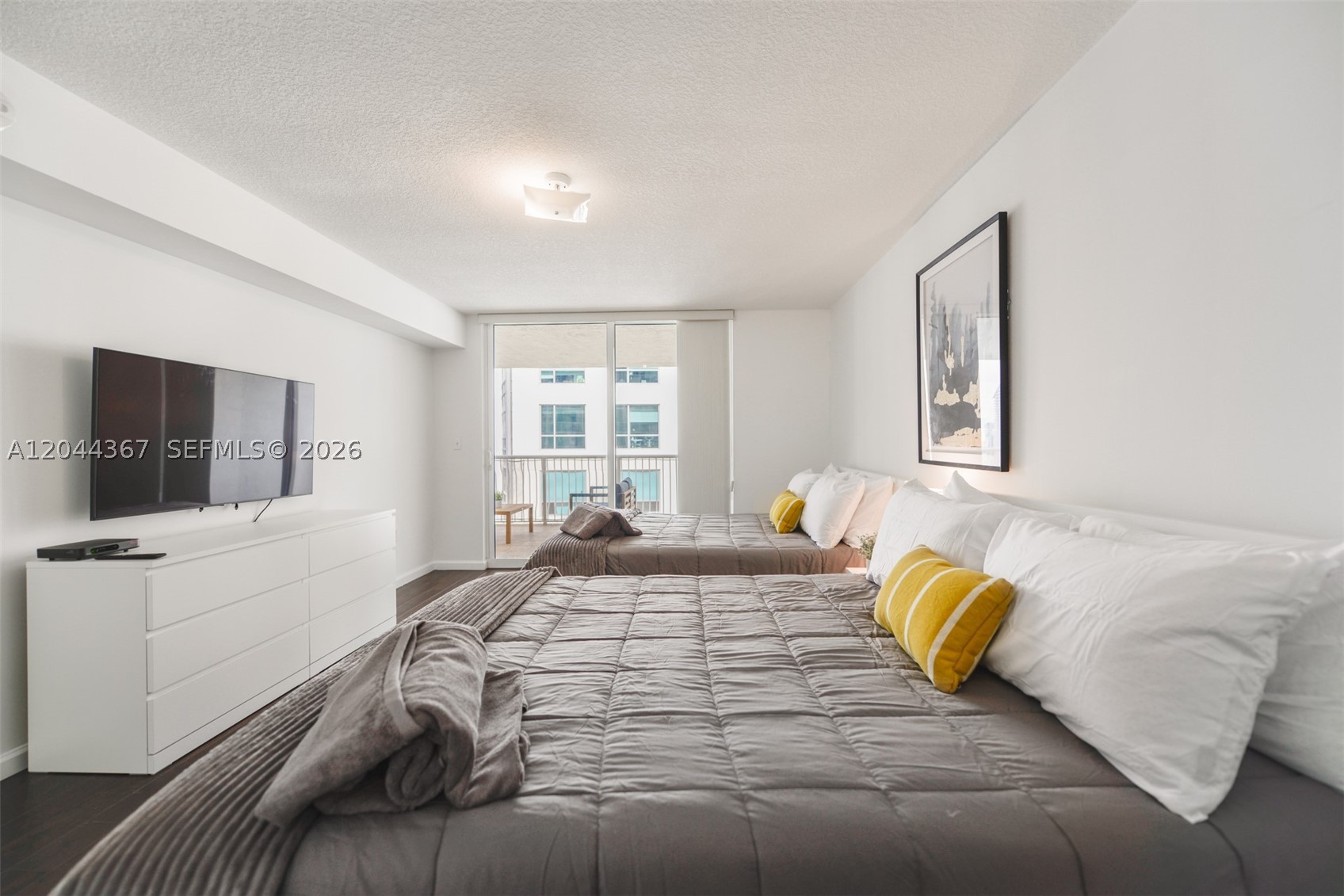 THE CLUB AT BRICKELL BAY - Residential