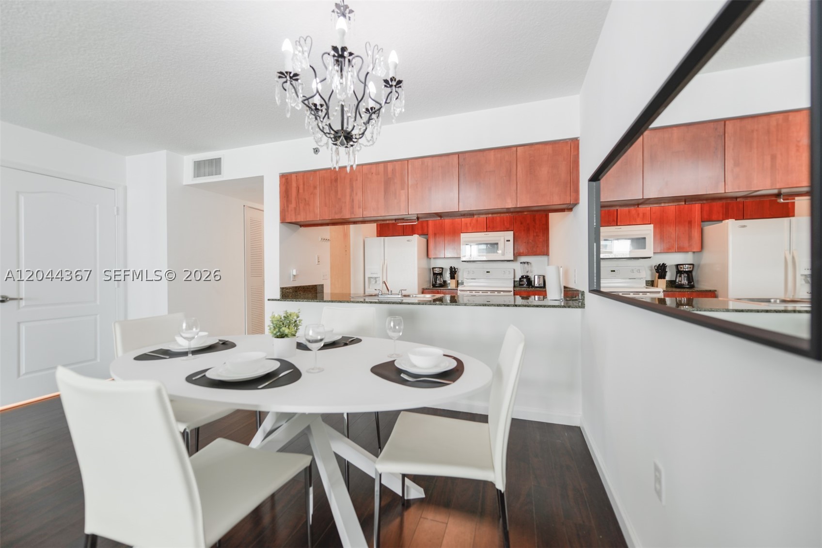 THE CLUB AT BRICKELL BAY - Residential