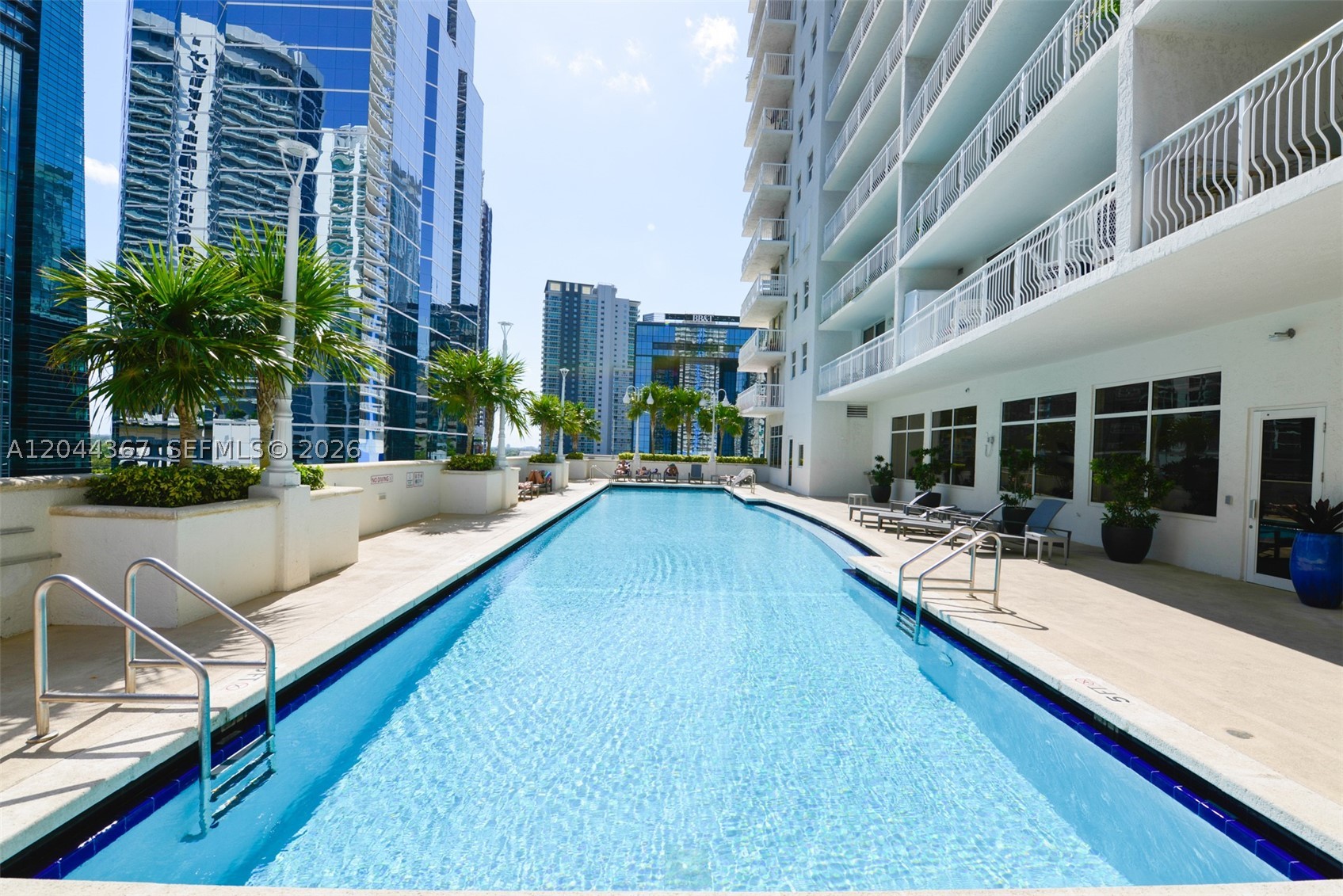 THE CLUB AT BRICKELL BAY - Residential