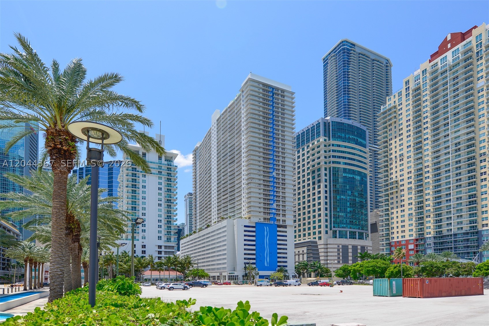 THE CLUB AT BRICKELL BAY - Residential