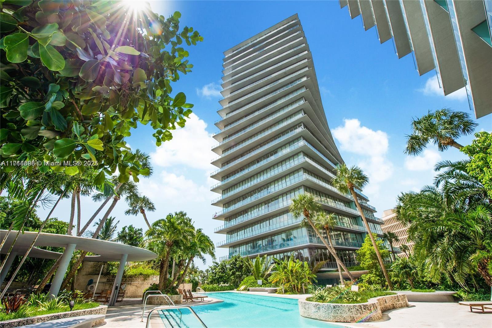 THE GROVE AT GRAND BAY - Residential