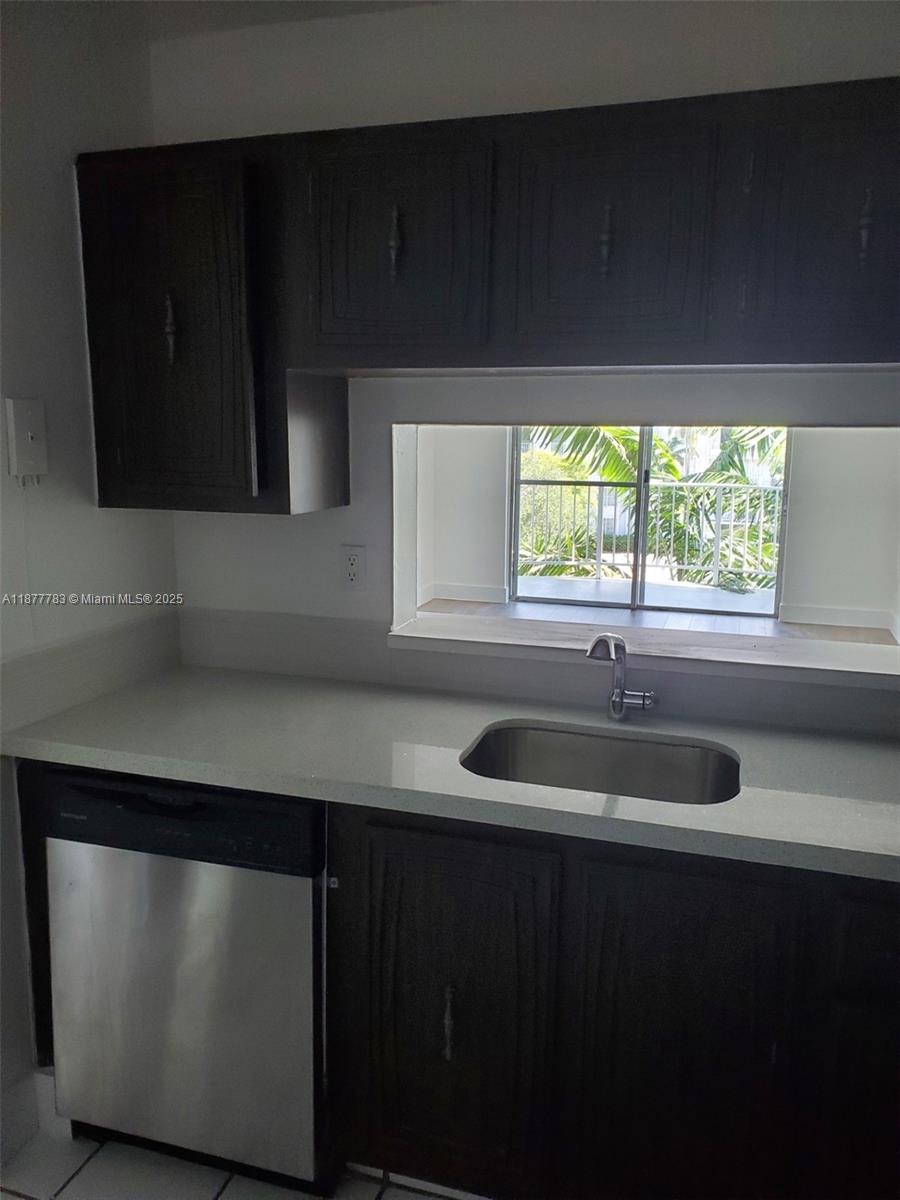 MONTECARLO CONDO - Residential Lease