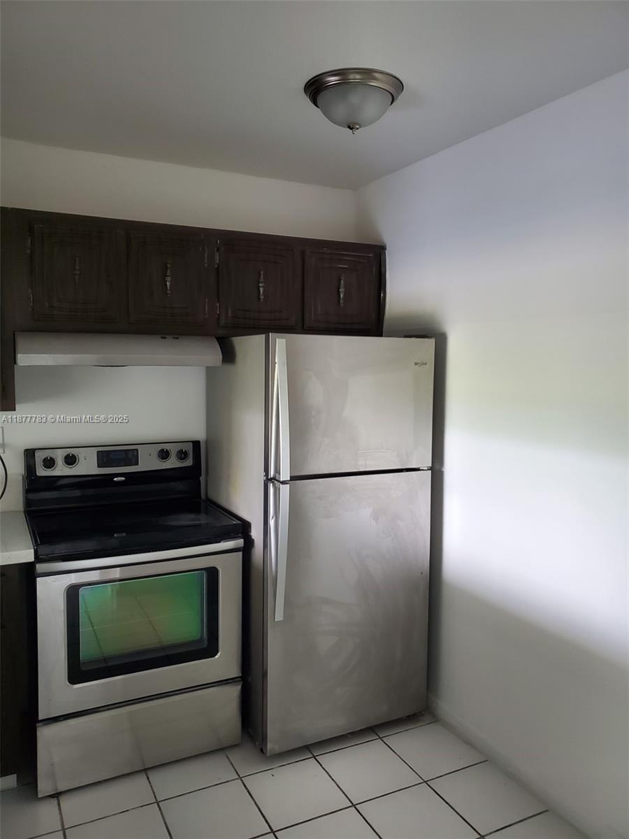 MONTECARLO CONDO - Residential Lease