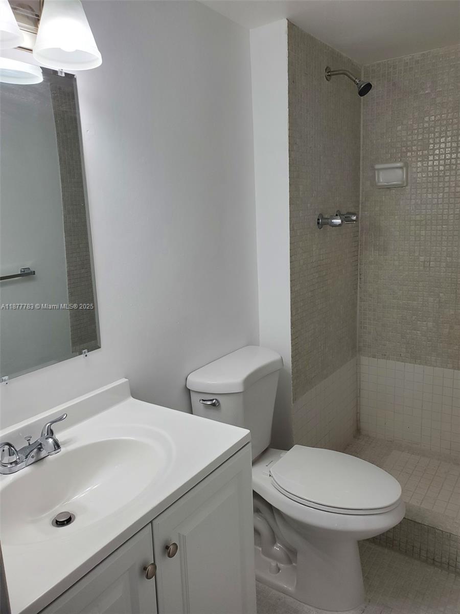 MONTECARLO CONDO - Residential Lease
