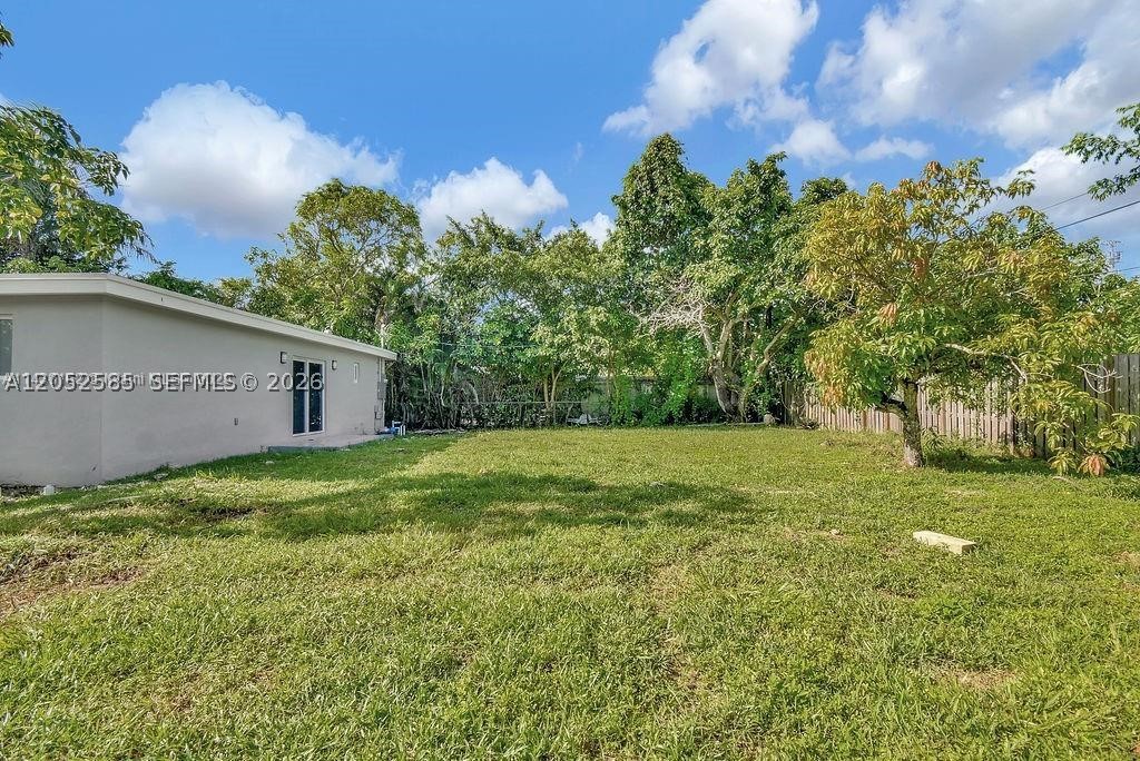 LUDLAM-GROVES - Residential Lease