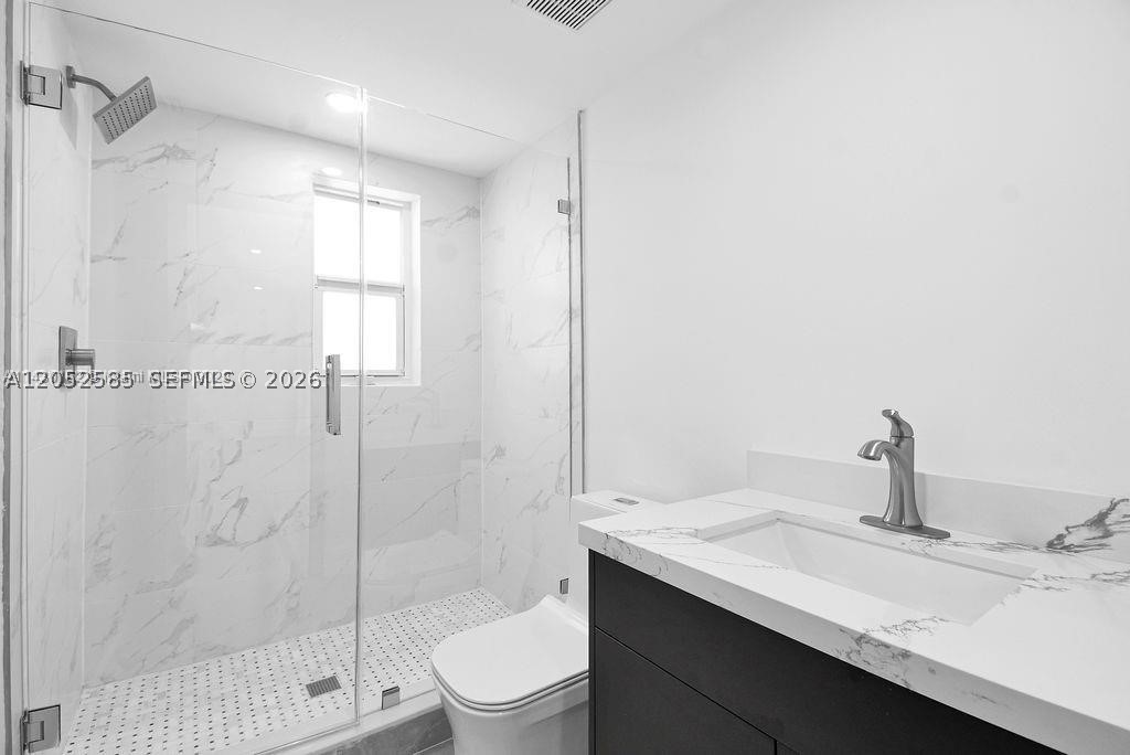 LUDLAM-GROVES - Residential Lease