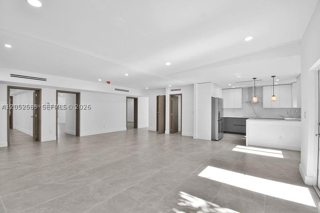 LUDLAM-GROVES - Residential Lease