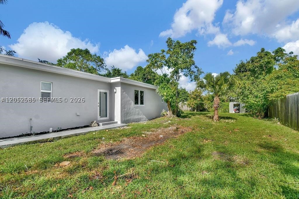 LUDLAM-GROVES - Residential Lease