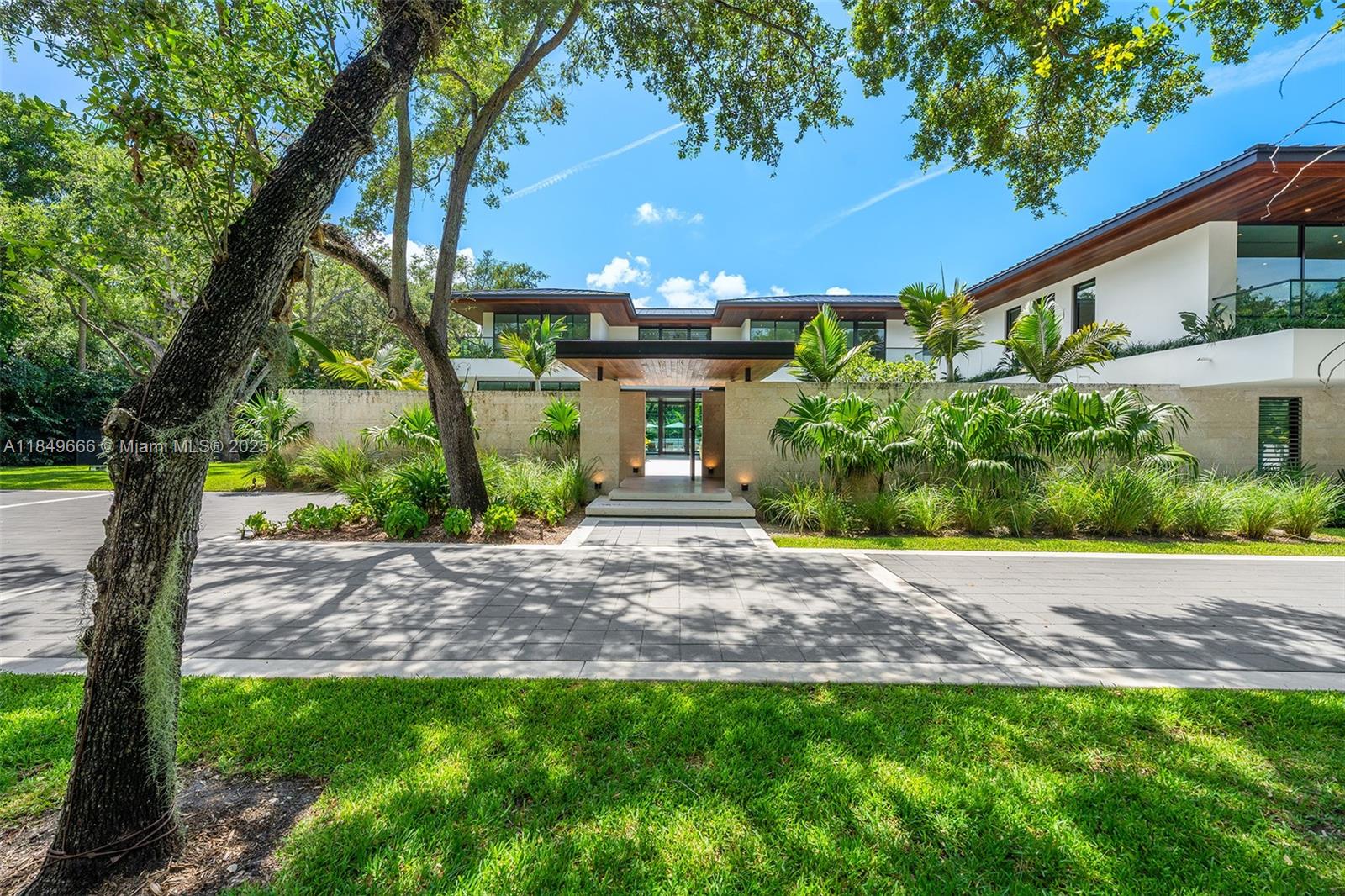 SNAPPER CREEK LAKES SUB - Residential