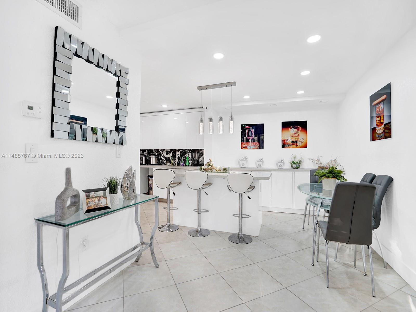 SOVEREIGNS CONDO - Residential Lease
