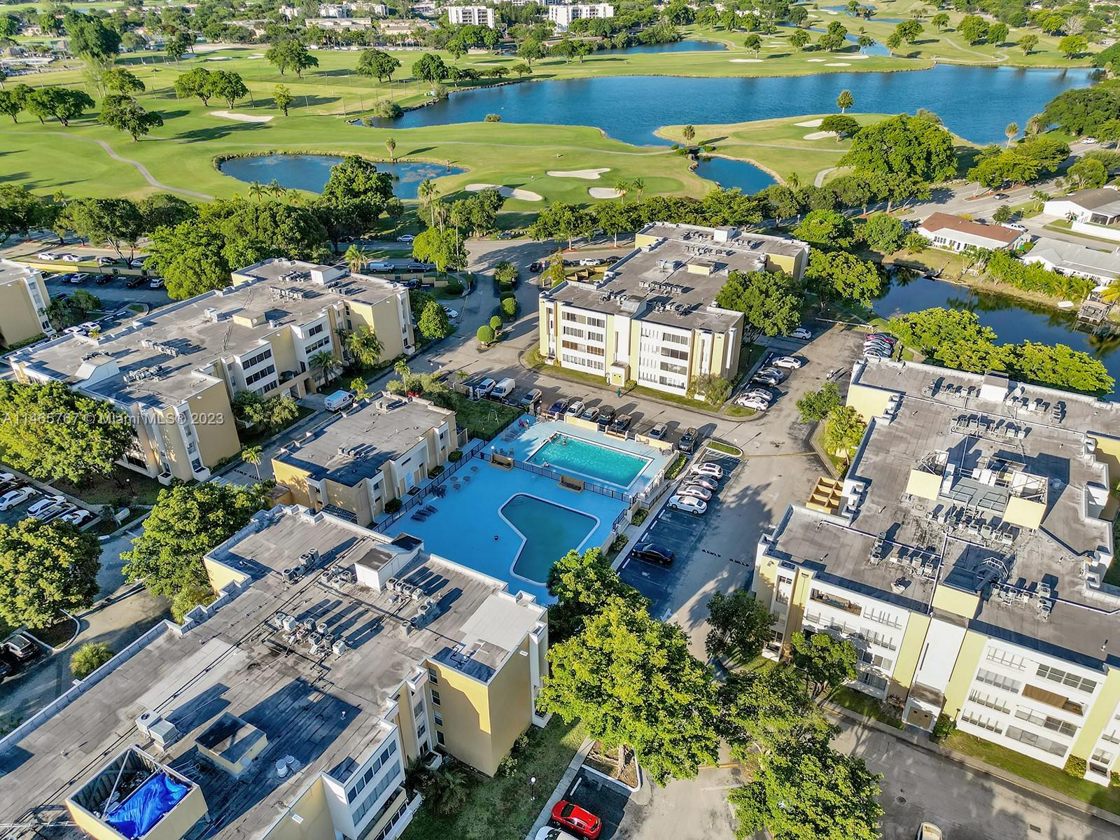 SOVEREIGNS CONDO - Residential Lease
