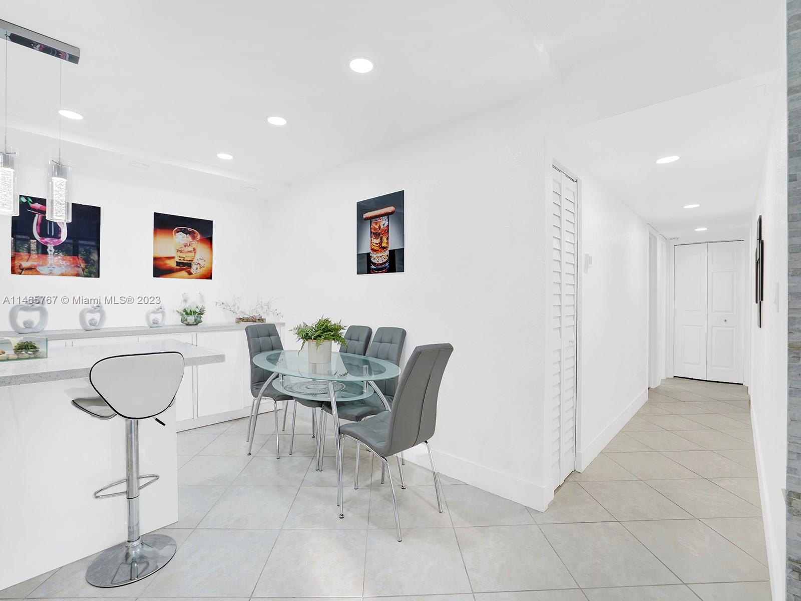SOVEREIGNS CONDO - Residential Lease