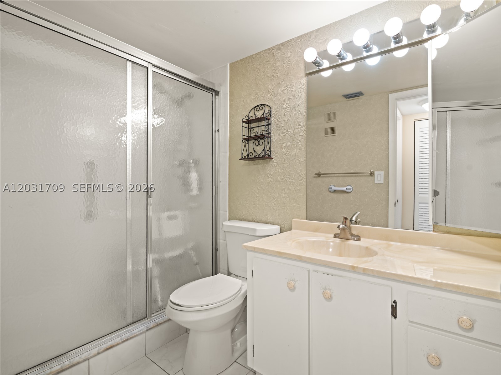 COLONY POINT 6 CONDO - Residential