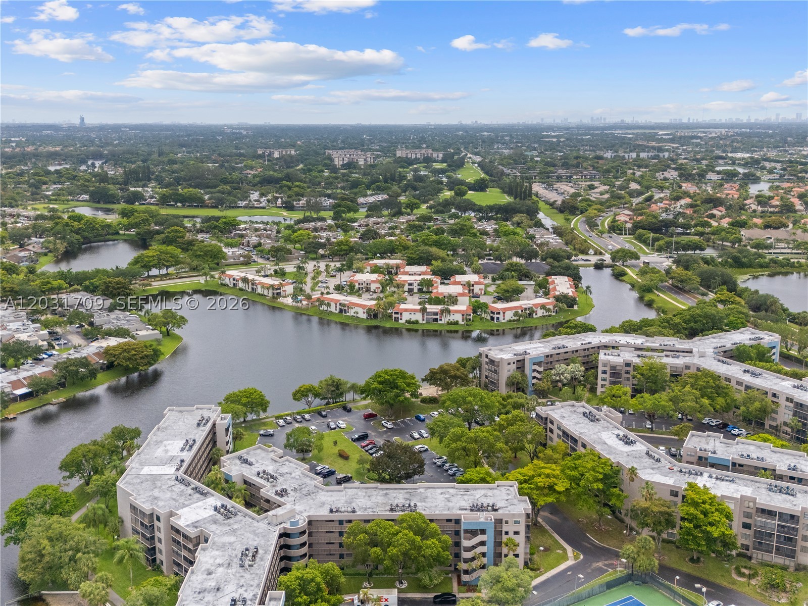 COLONY POINT 6 CONDO - Residential