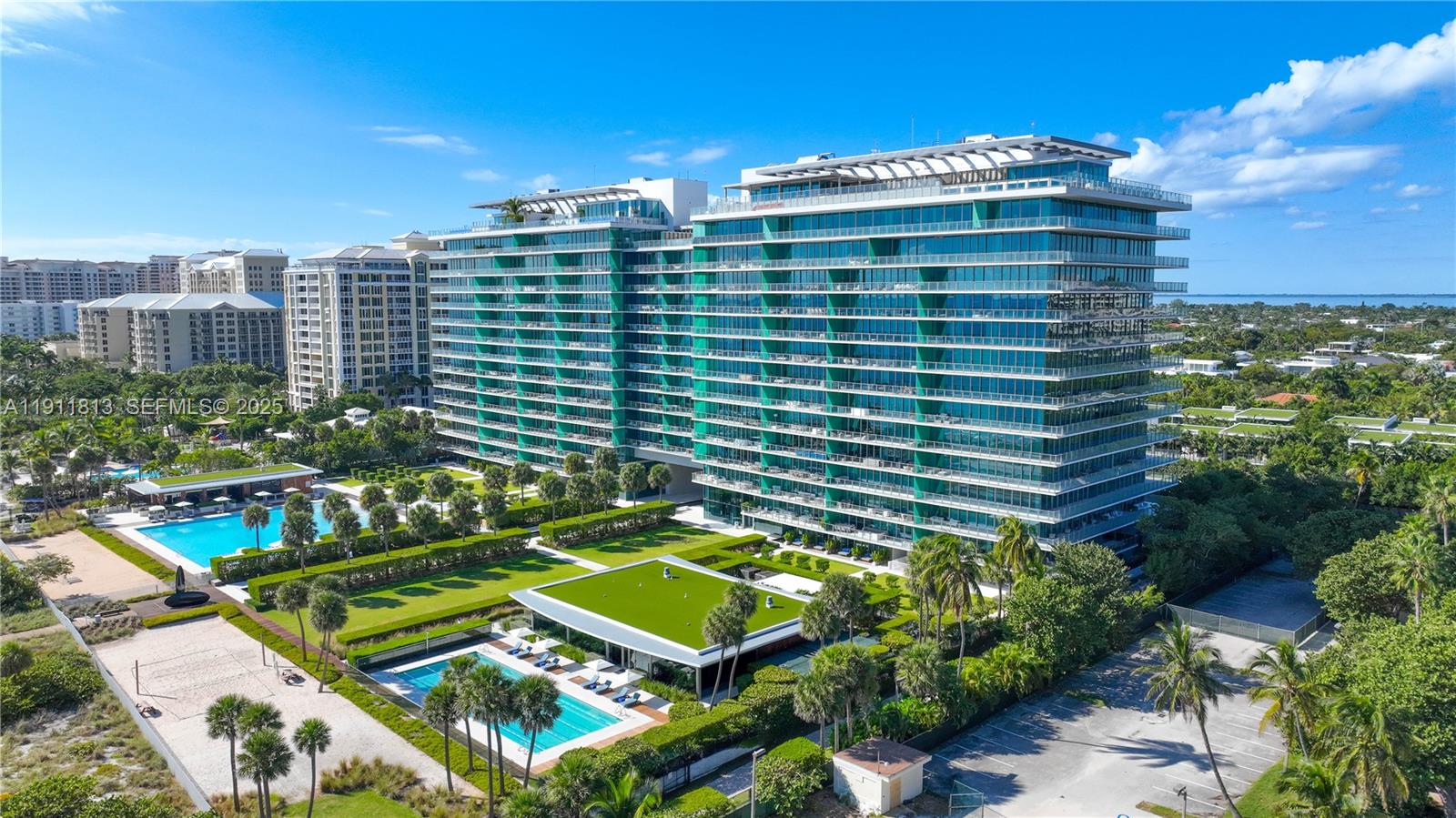 Stunning Corner Residence at Oceana Key Biscayne

Beautiful light-filled 4 bed + staff quarters, 6.5 bath corner residence in the exclusive Oceana Key Biscayne. Features include marble and wood floors, custom built-out closets in every bedroom, motorized blinds with sheer window treatments, and oversized wraparound terraces showcasing incredible ocean views. This full-service building offers world-class amenities including pool and beach access, fitness center, spa, tennis courts, restaurant, concierge, and 24-hour security. A true island sanctuary offering the best in luxury beachfront living.
Tenant occupied — showings by appointment only with a minimum of 24-hour notice.