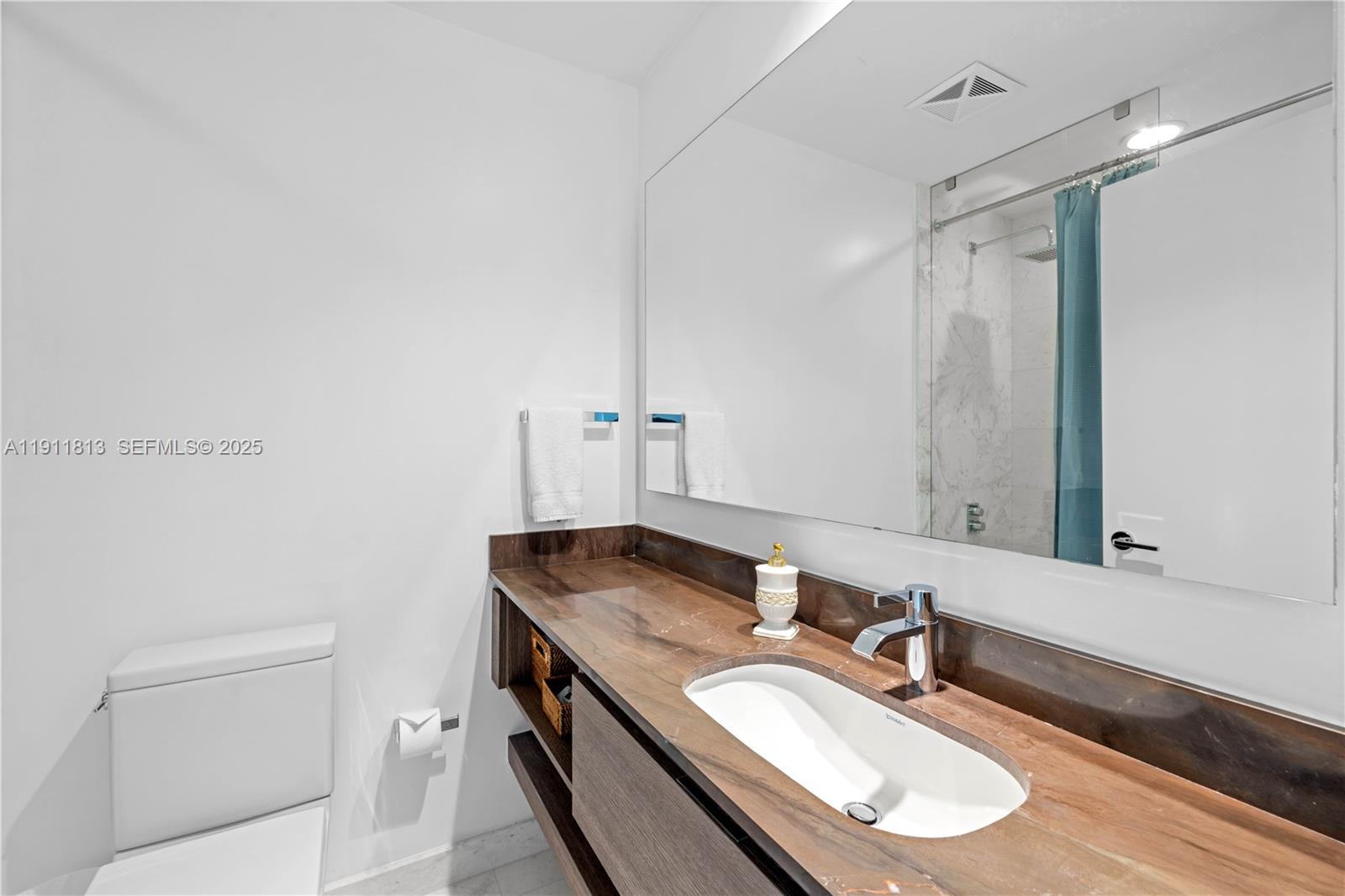OCEANA KEY BISCAYNE CONDO - Residential