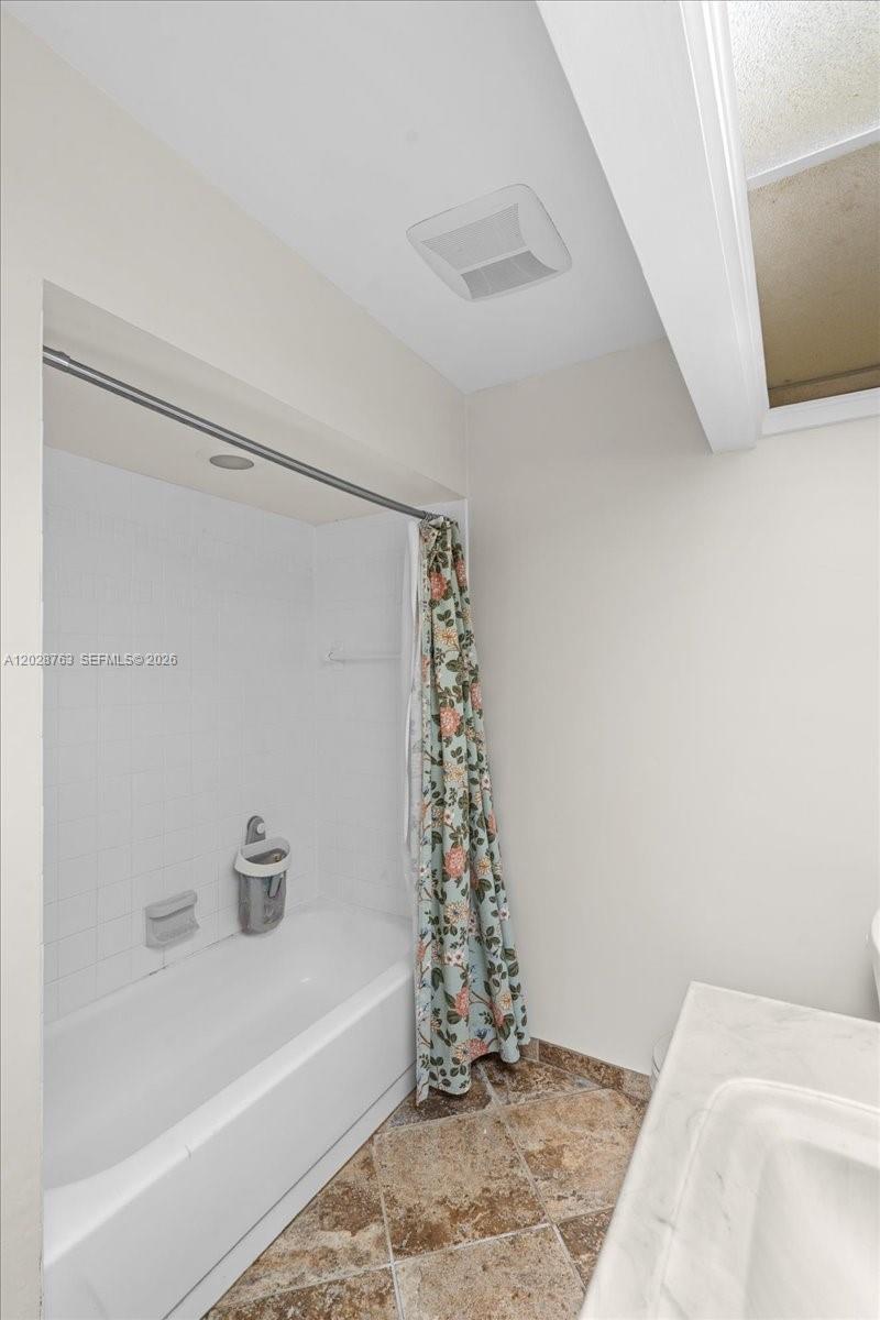 WESTBURY ESTATES - Residential