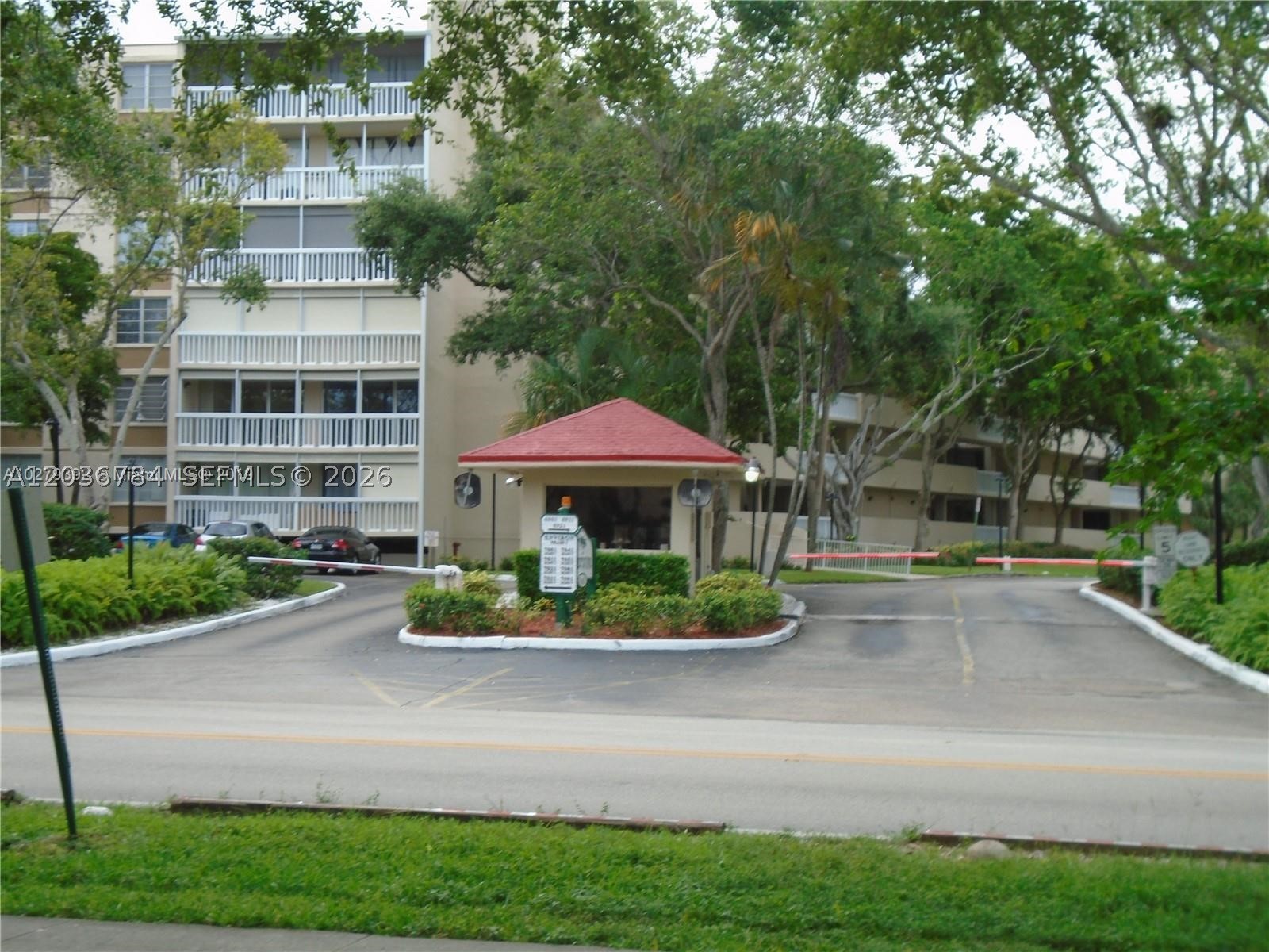 ENVIRON I CONDO 9 - Residential