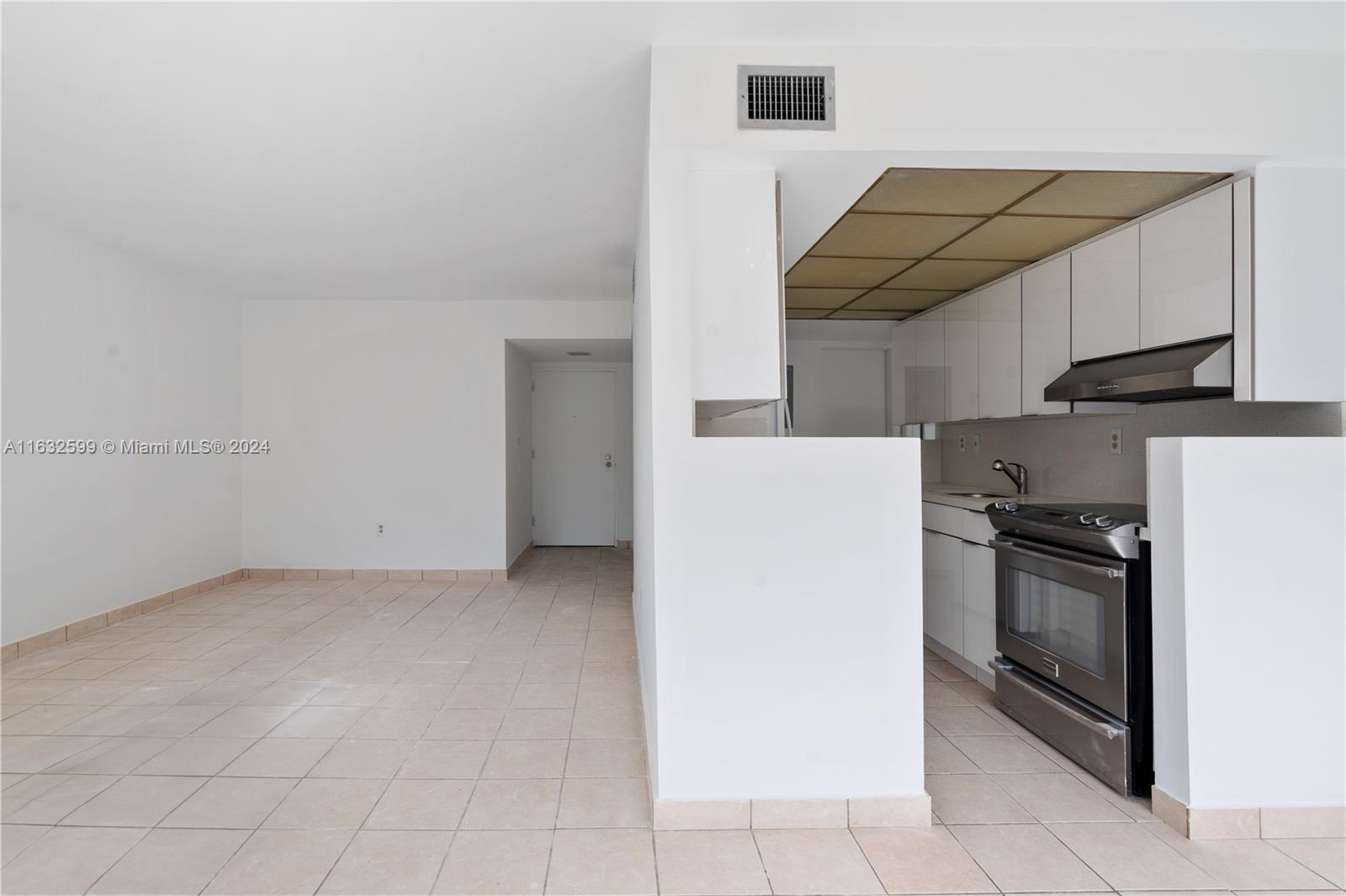 SOUTH WINDS CONDO WEST - Residential Lease
