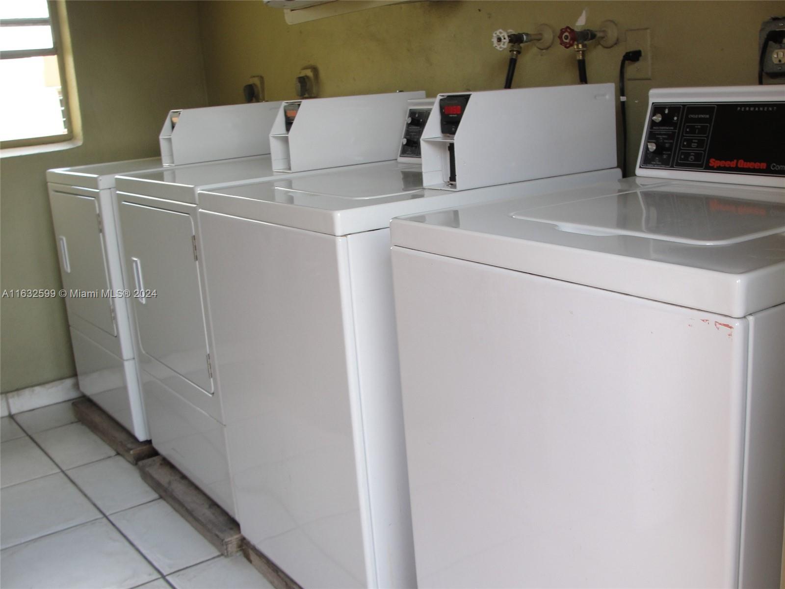 SOUTH WINDS CONDO WEST - Residential Lease