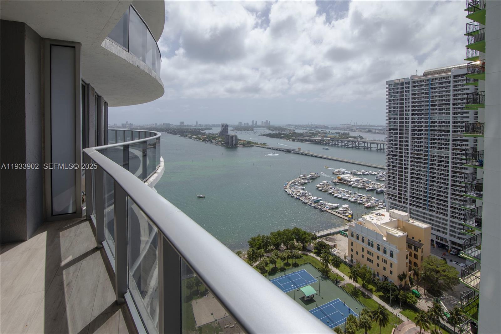 *ARIA ON THE BAY CONDO - Residential Lease