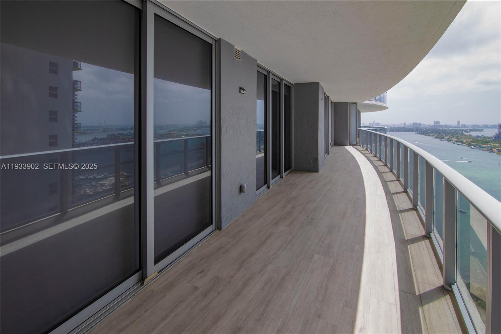 *ARIA ON THE BAY CONDO - Residential Lease