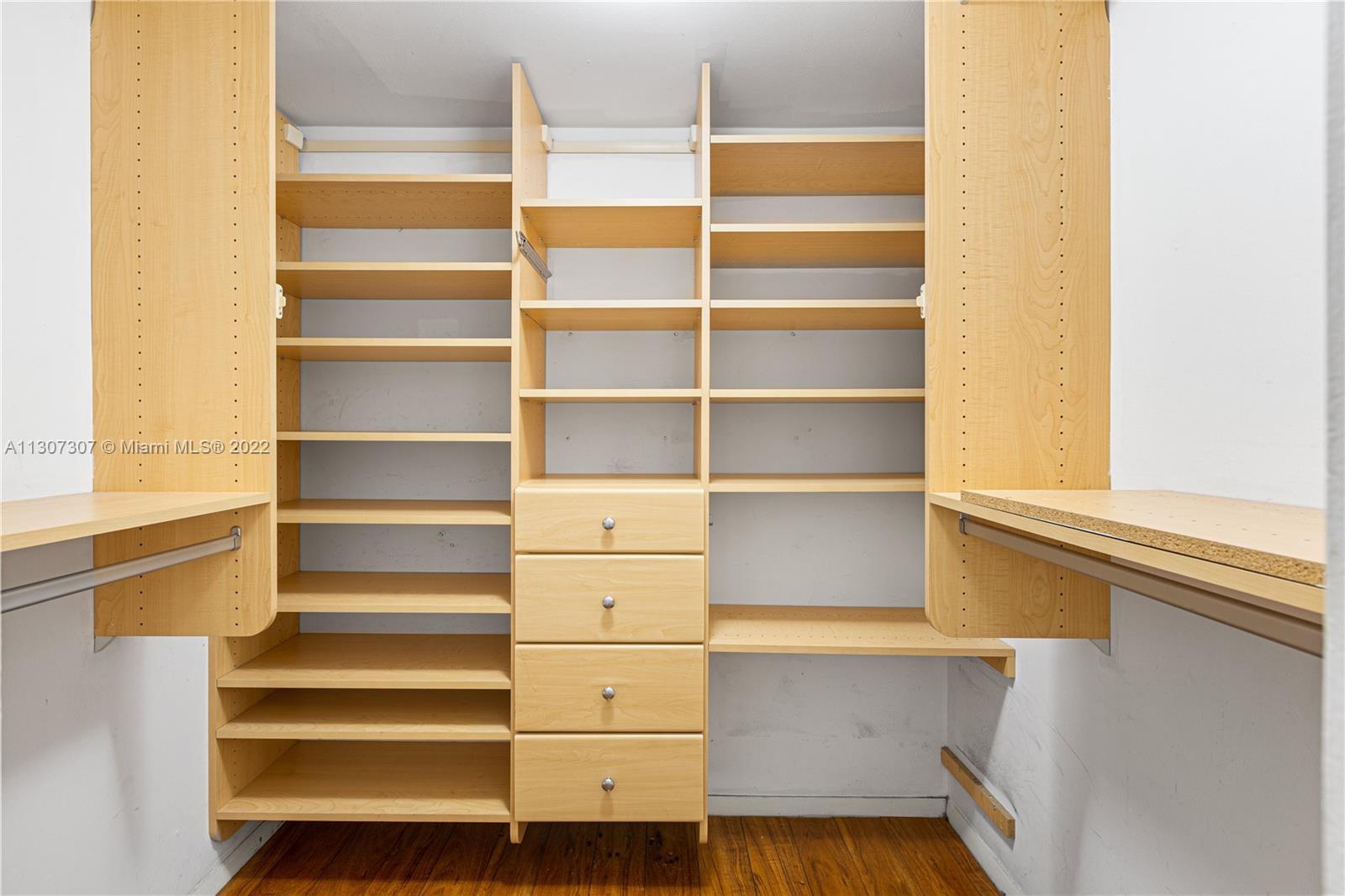 BRAVURA I CONDO - Residential Lease