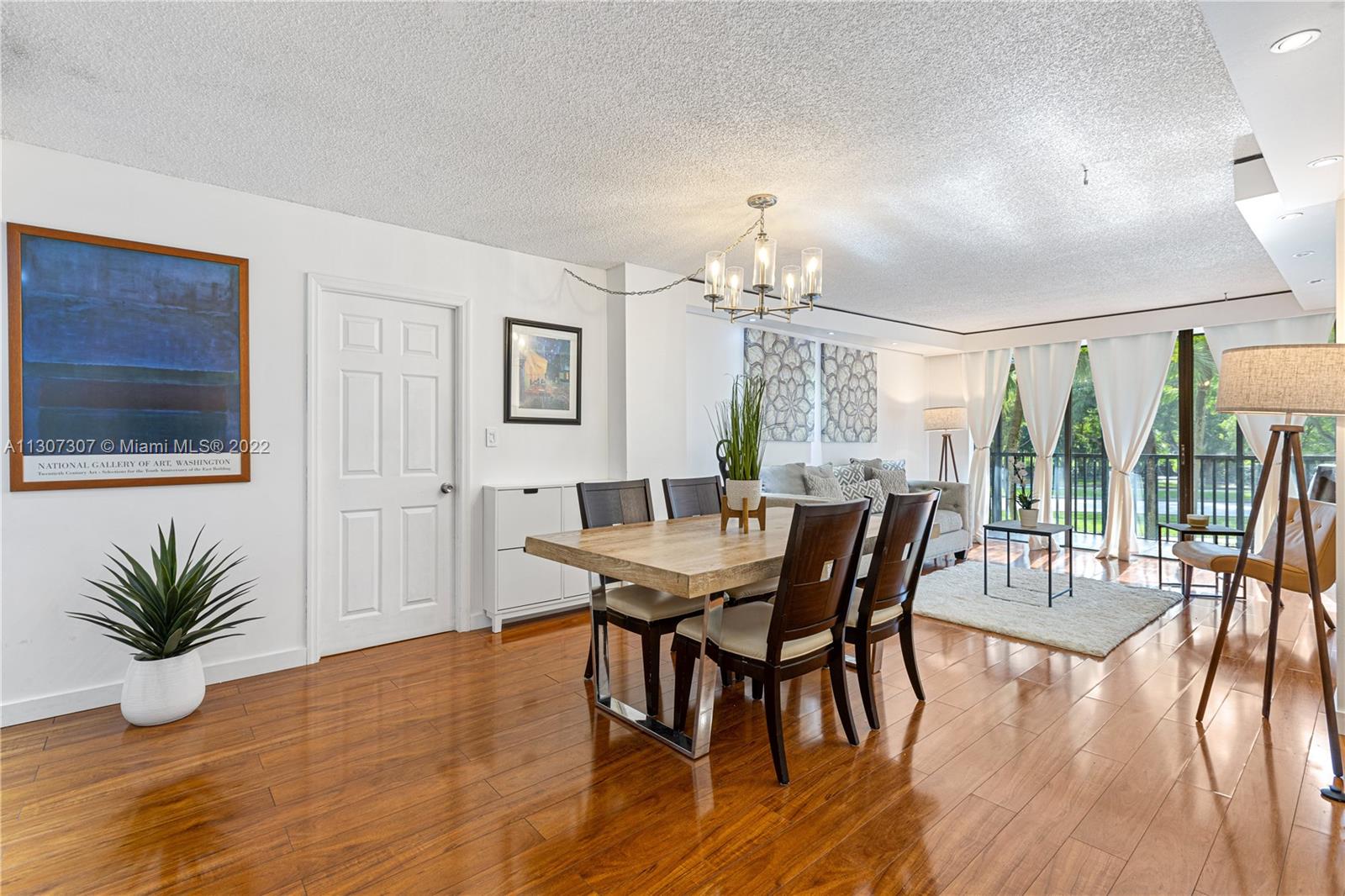 BRAVURA I CONDO - Residential Lease