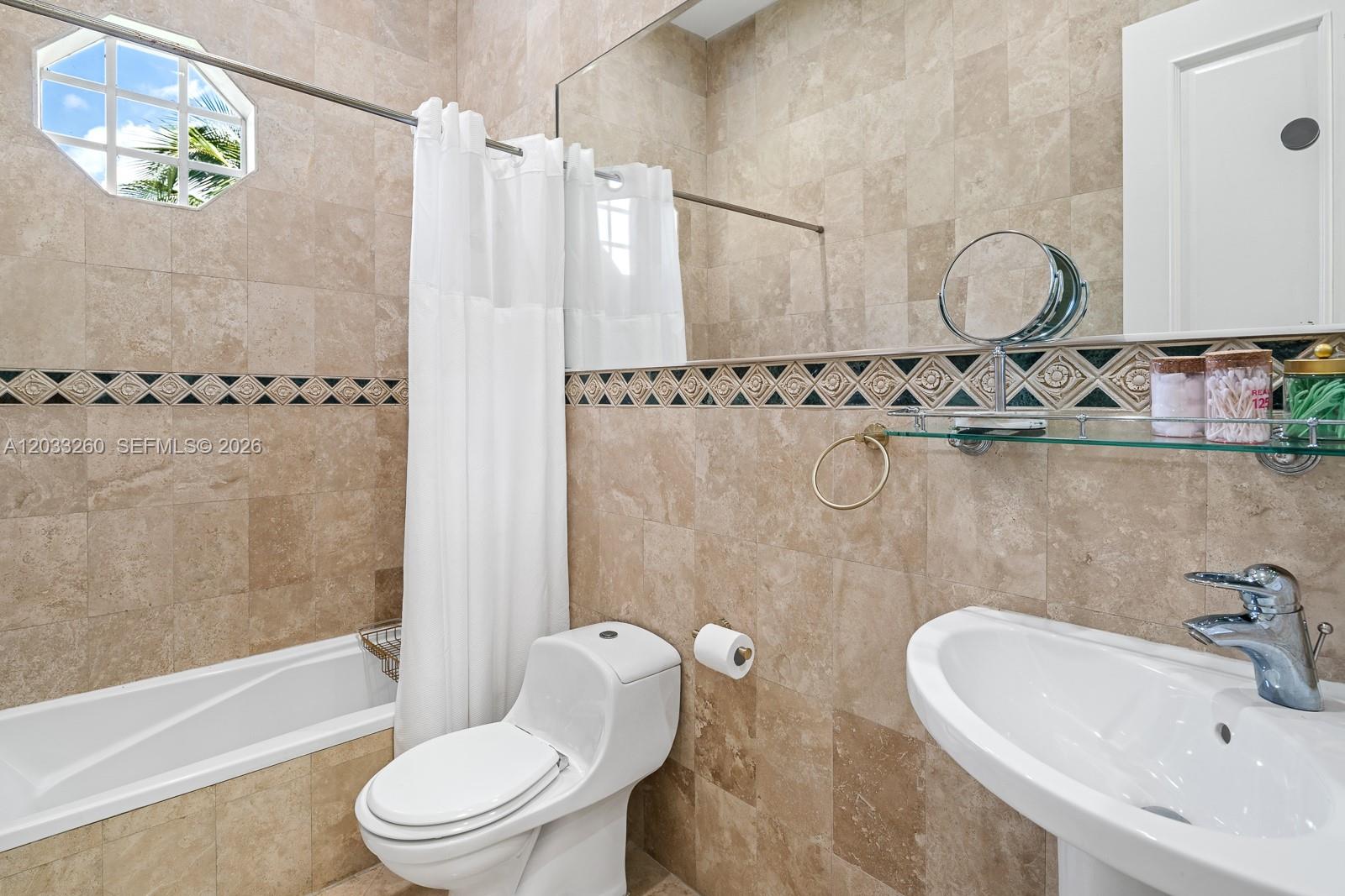 CORAL GAB SEC D REV PL - Residential Lease
