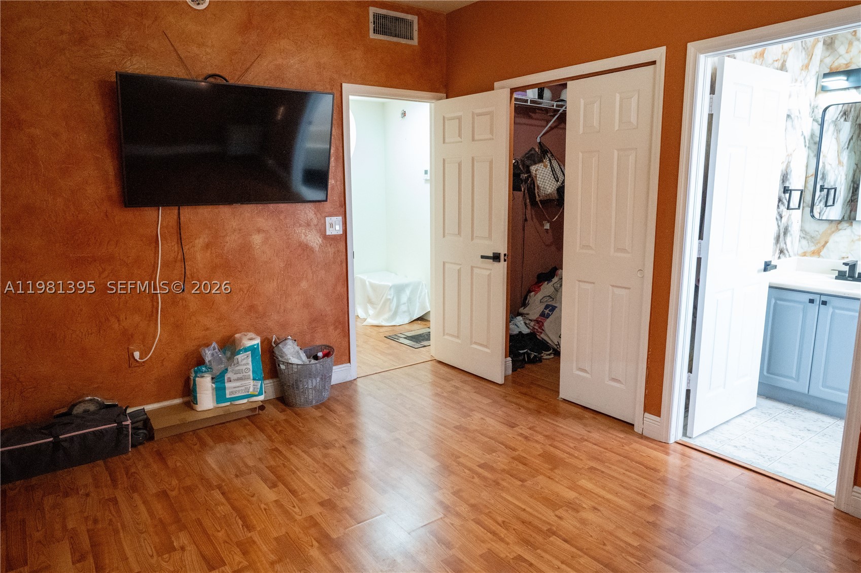 VILLA VIZCAYA CONDO - Residential