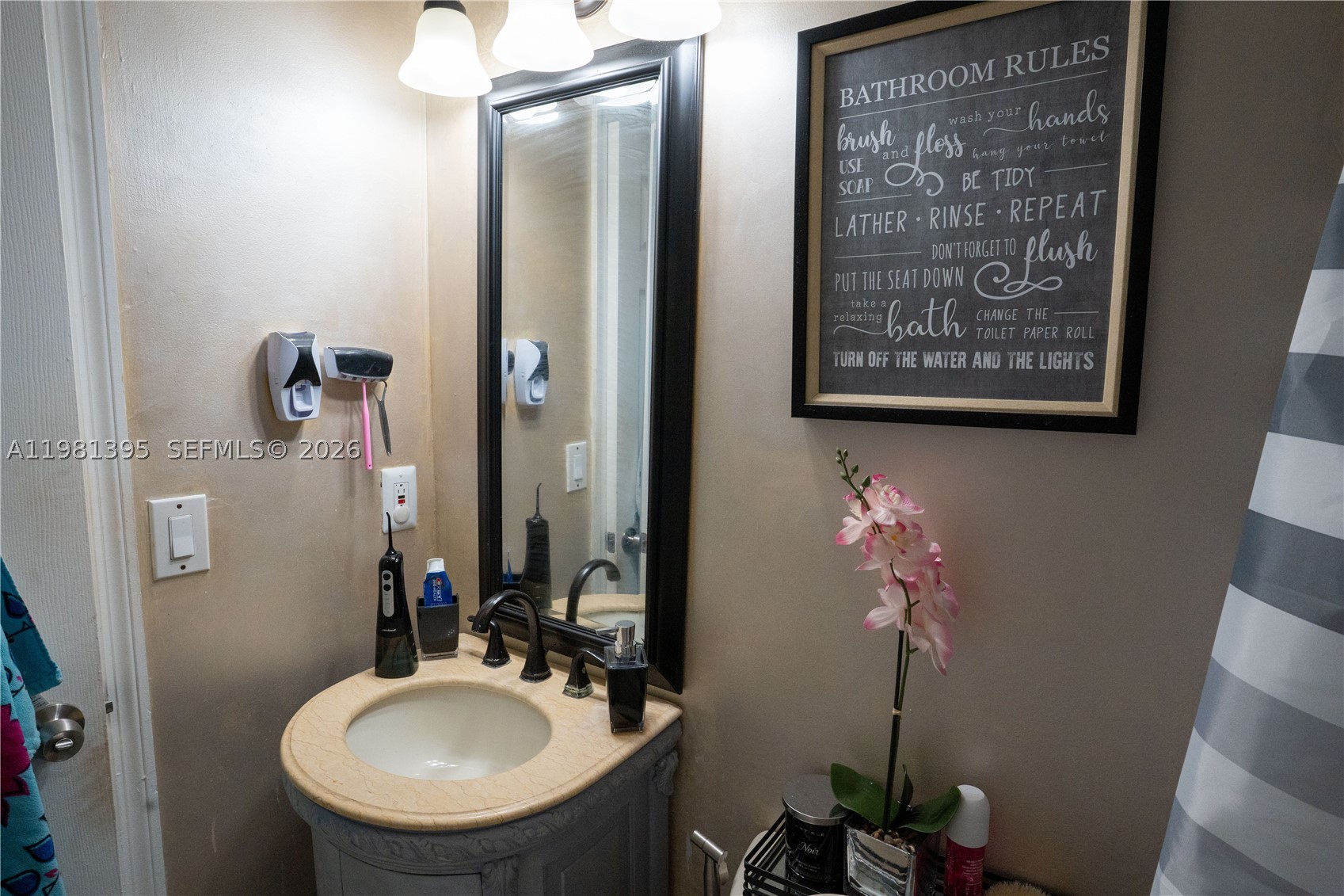 VILLA VIZCAYA CONDO - Residential