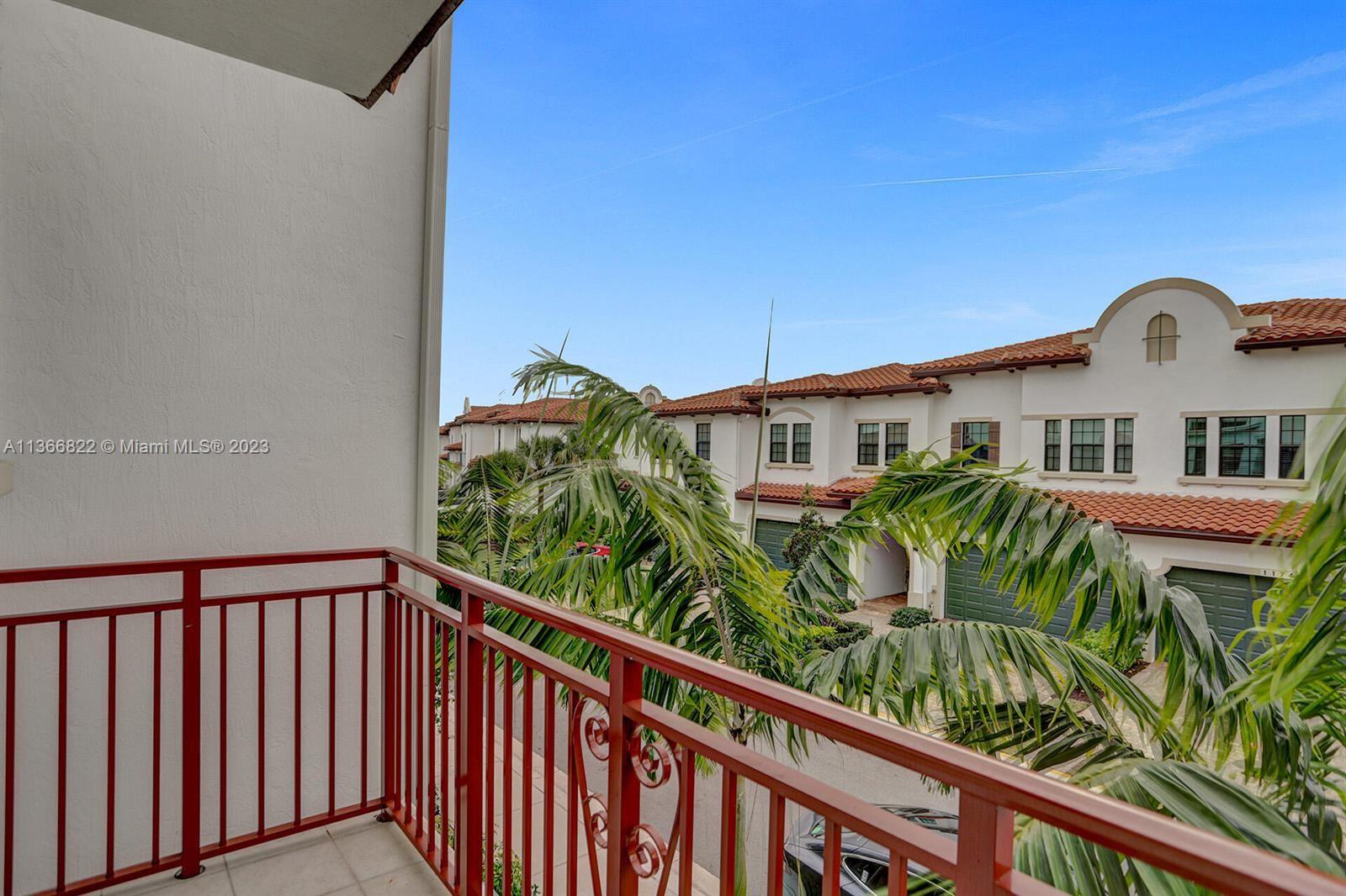 PEMBROKE LAKES SOUTH - Residential Lease