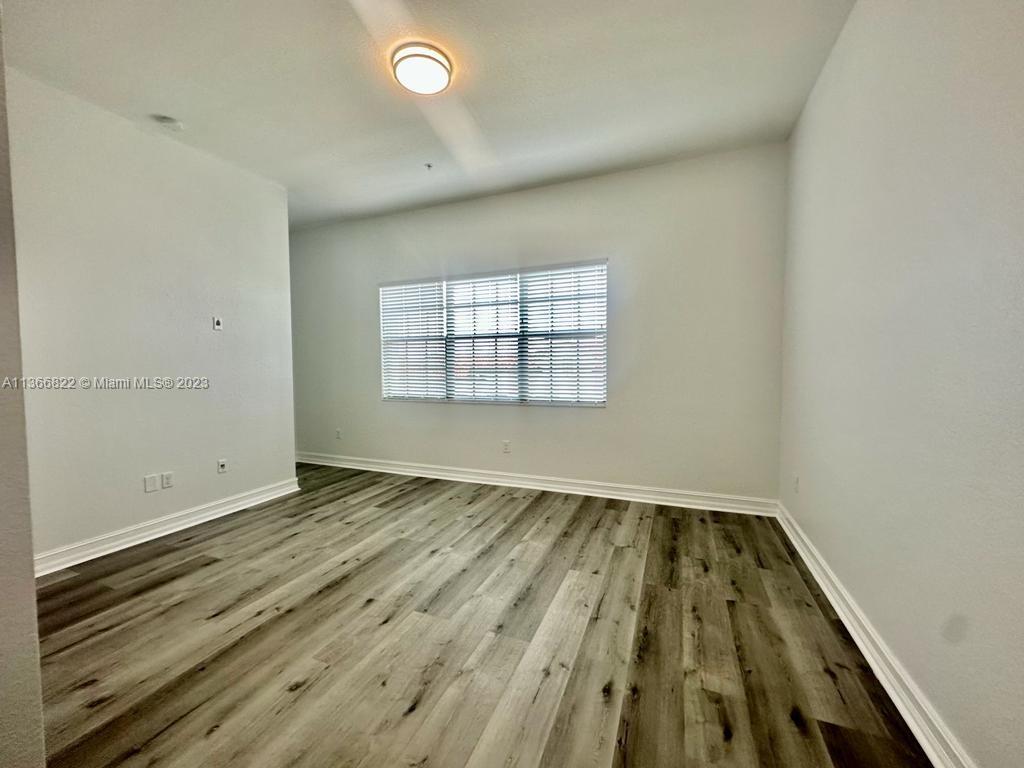 PEMBROKE LAKES SOUTH - Residential Lease